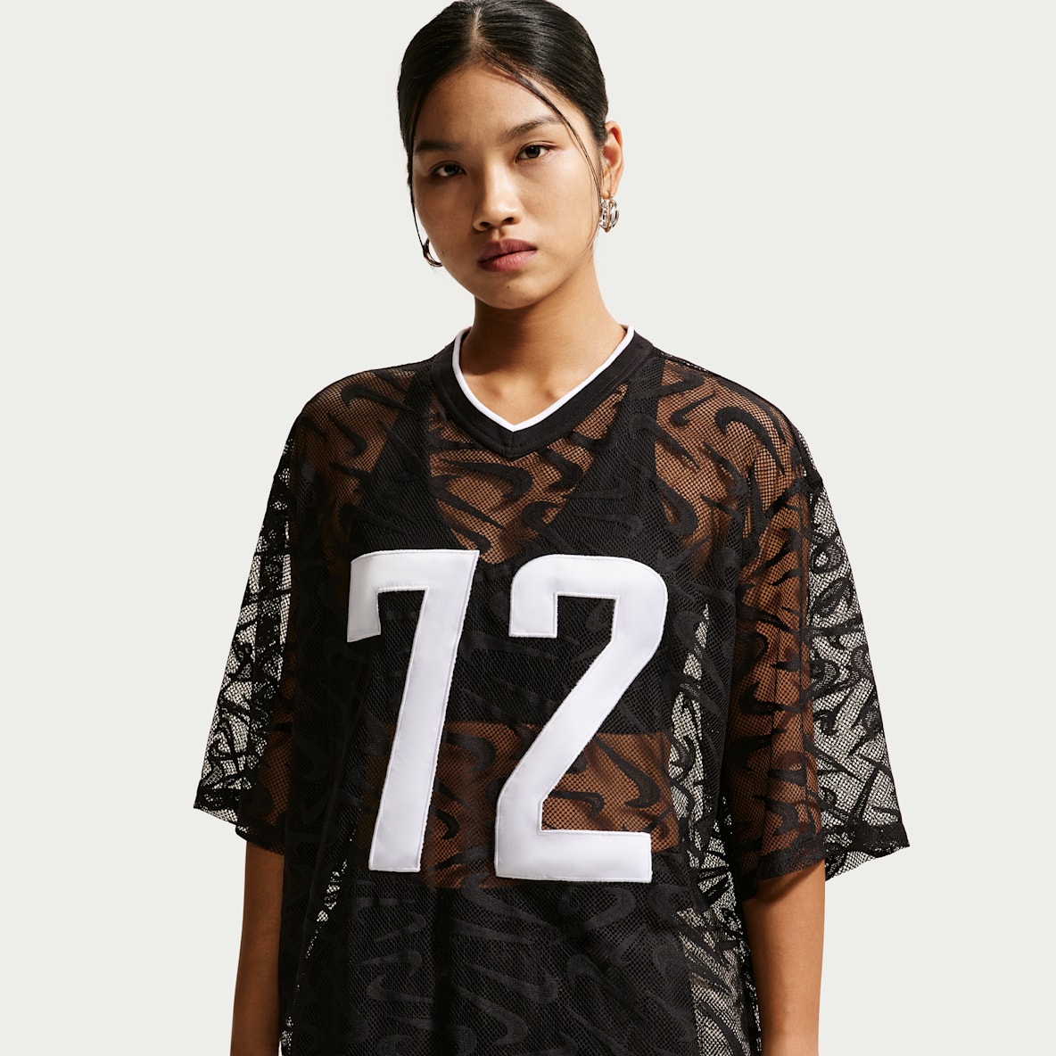 Nike Sportswear Chill Lace 女子 Oversize 风蕾丝短袖球衣