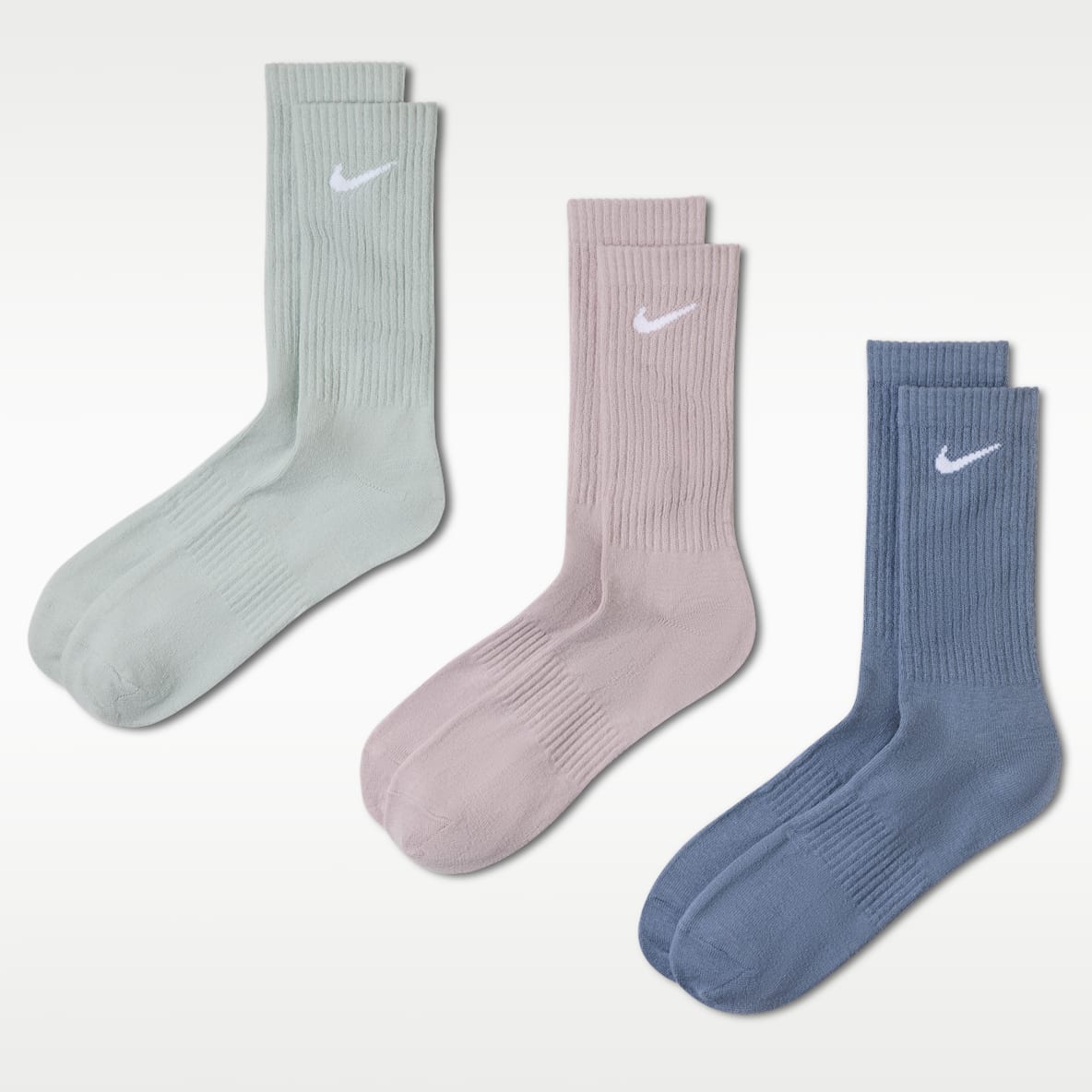 Nike Everyday Lightweight 情人节速干中筒训练袜（3 双）