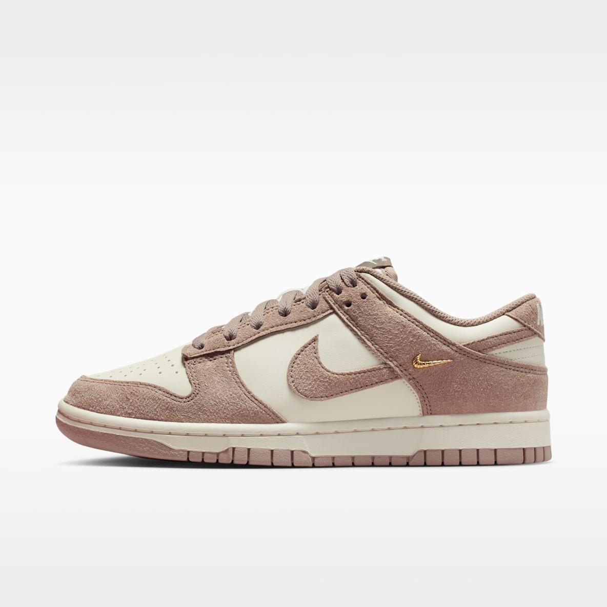 Nike Dunk Low 女子运动鞋