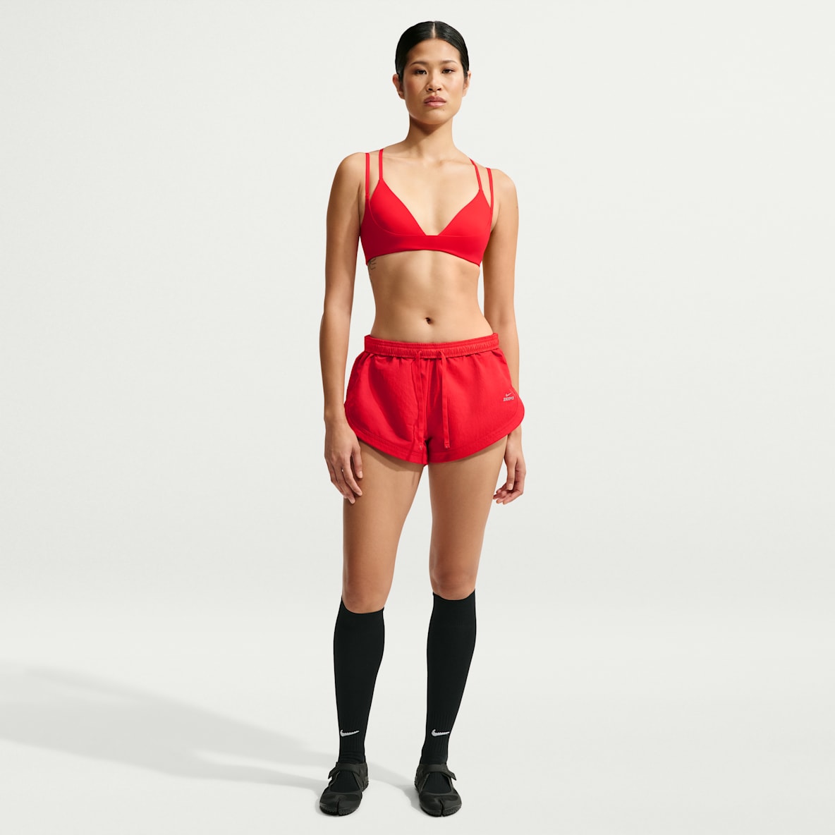 NikeSKIMS Crunchy Nylon 女子短裤