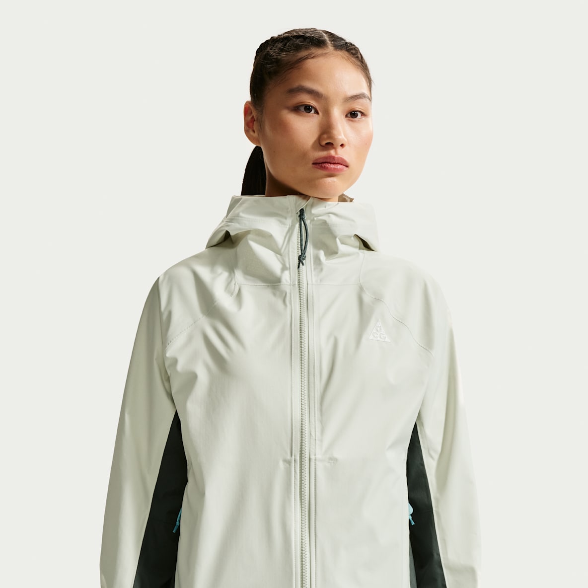 Nike ACG "Phantazma" Storm-FIT ADV 2.5L 女子防风防水夹克硬壳冲锋衣