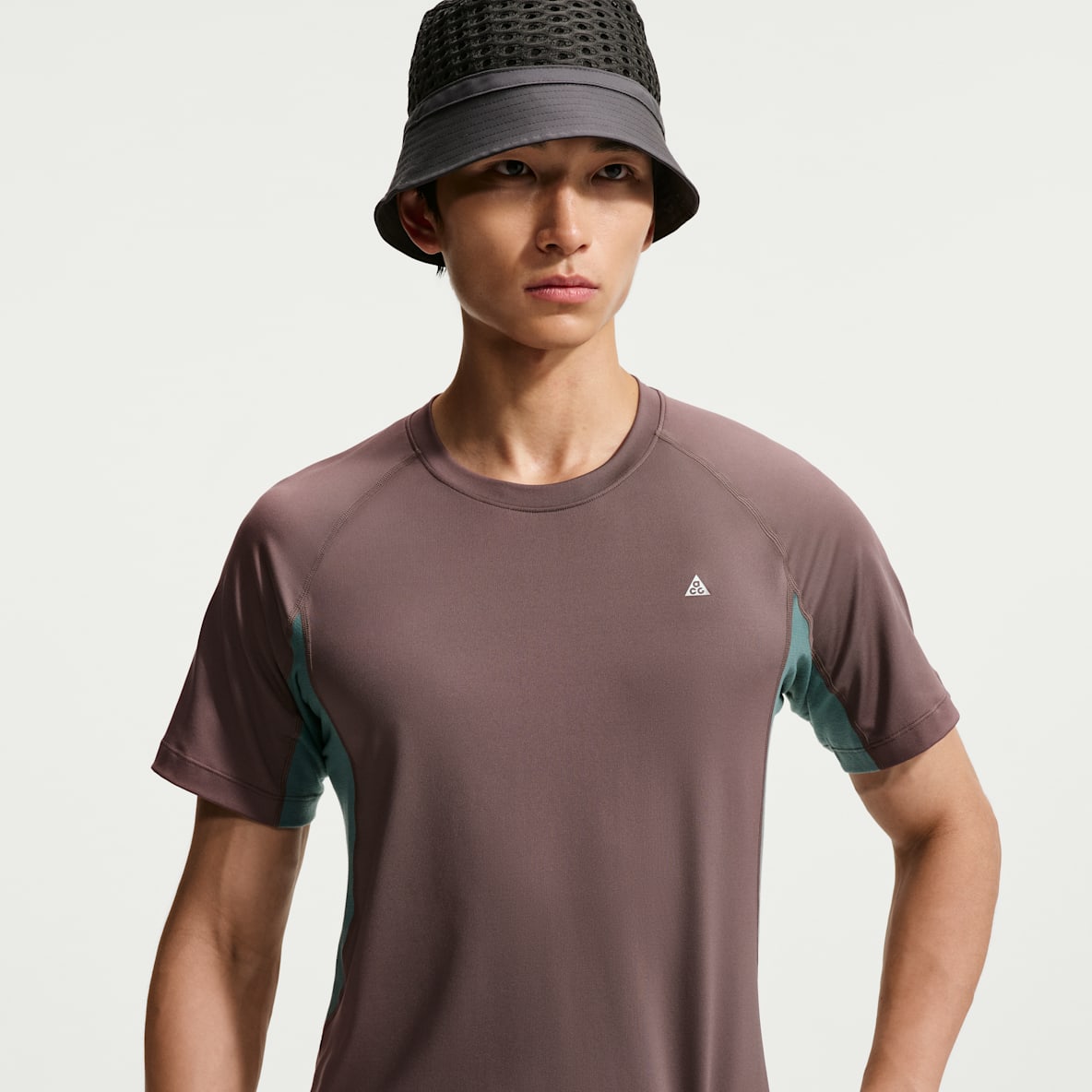 Nike ACG "Wildsee" Dri-FIT 男子速干修身短袖运动上衣