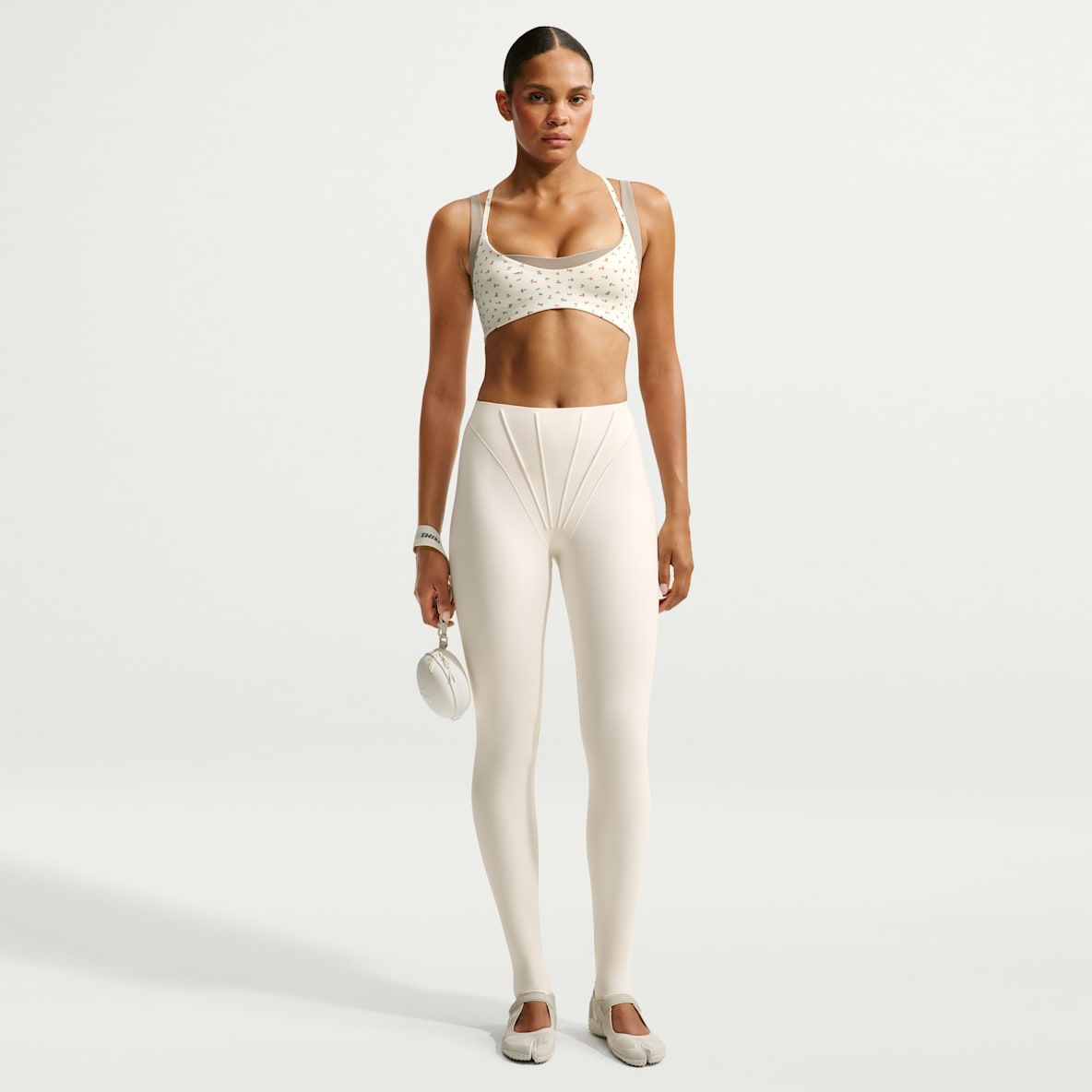 NikeSKIMS Matte 女子速干塑形高腰紧身裤