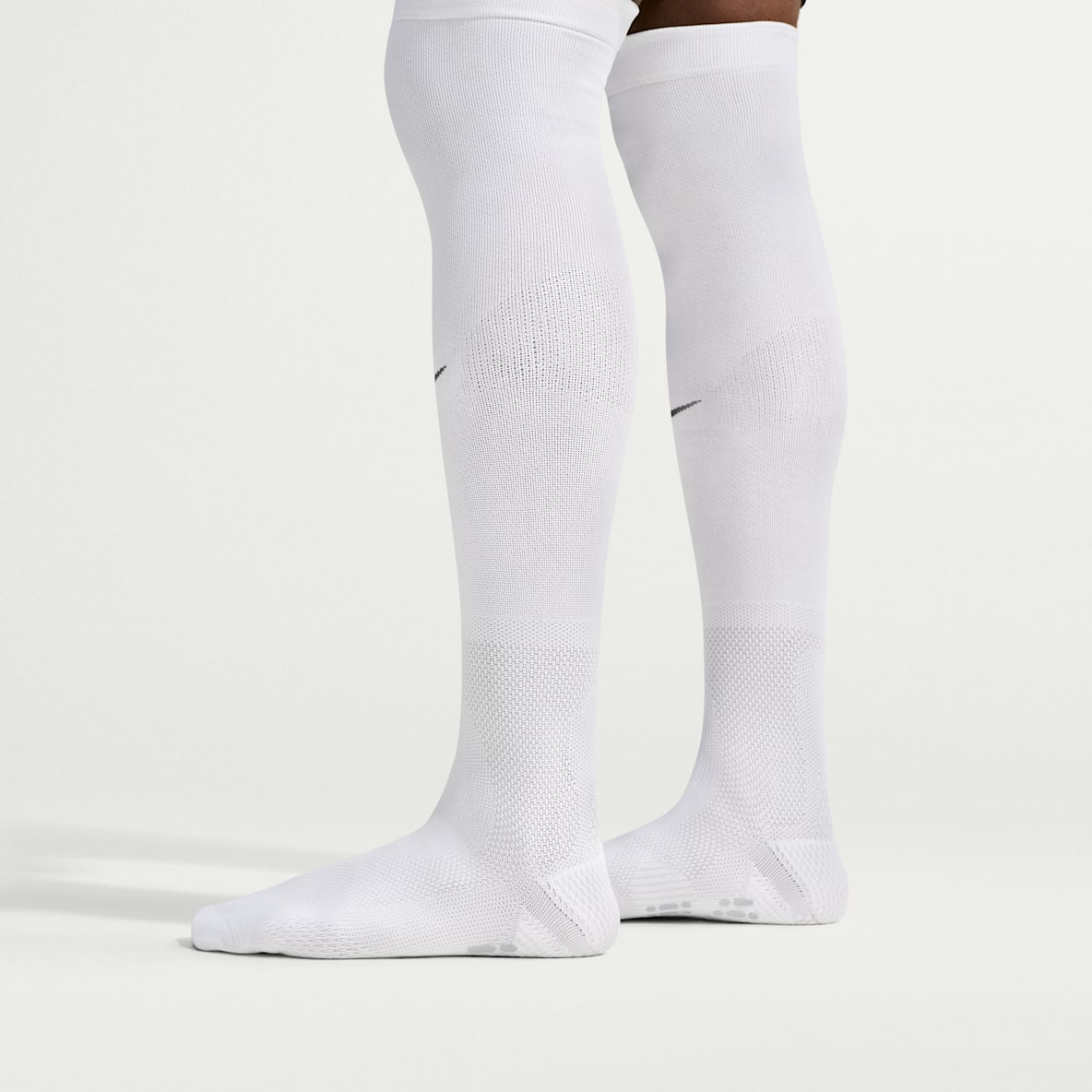Nike VaporFast 速干高筒足球袜（1 双）