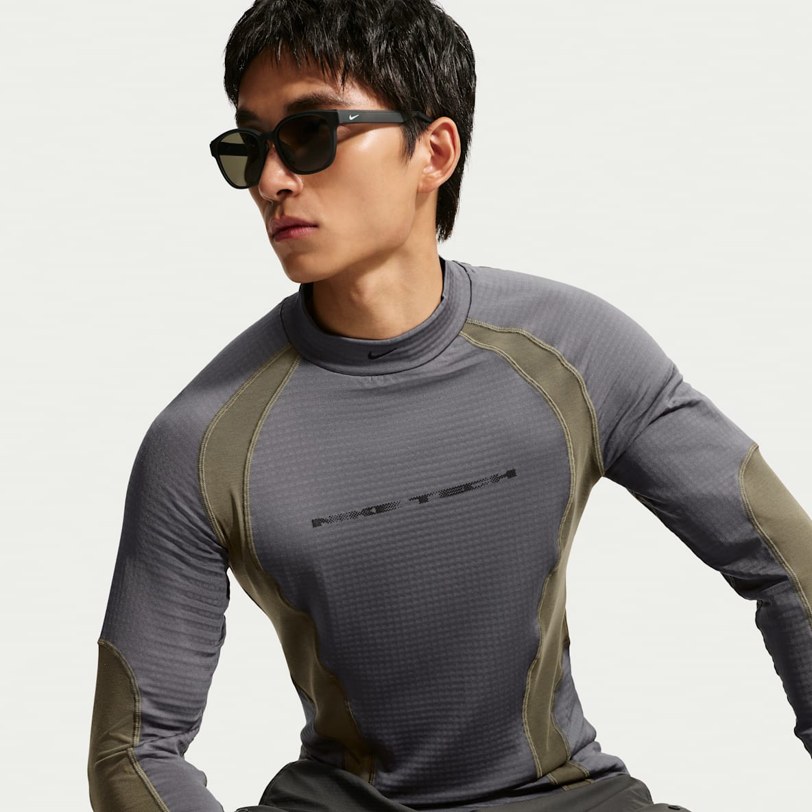 Nike Tech 男子紧身长袖上衣