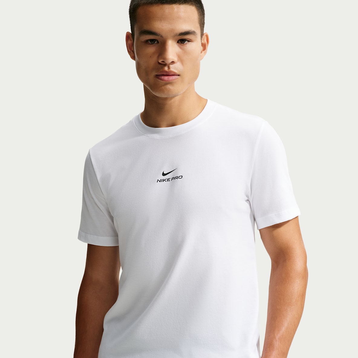 Nike Pro Dri-FIT 男子速干短袖训练T恤
