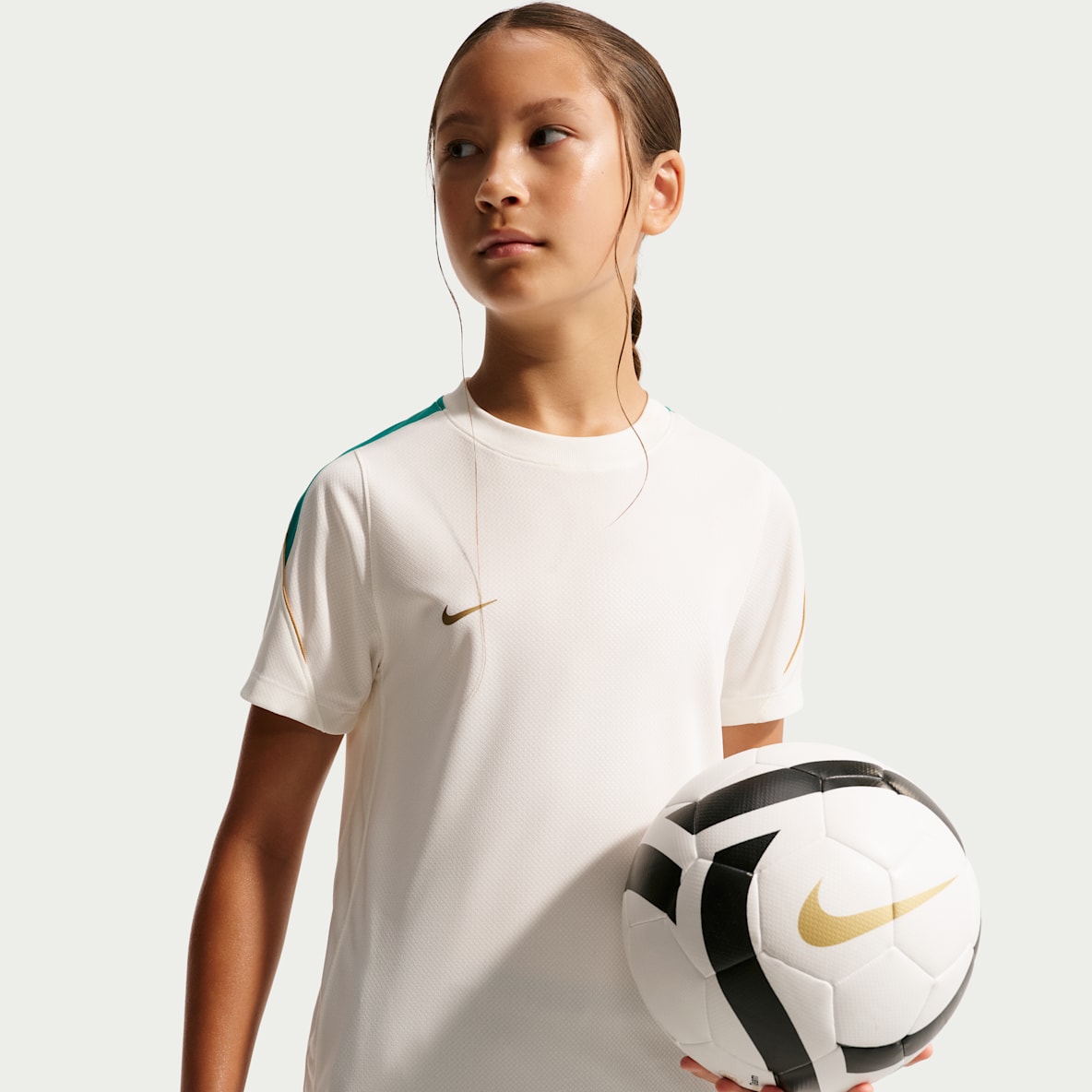 Nike Strike Dri-FIT 大童速干短袖足球上衣