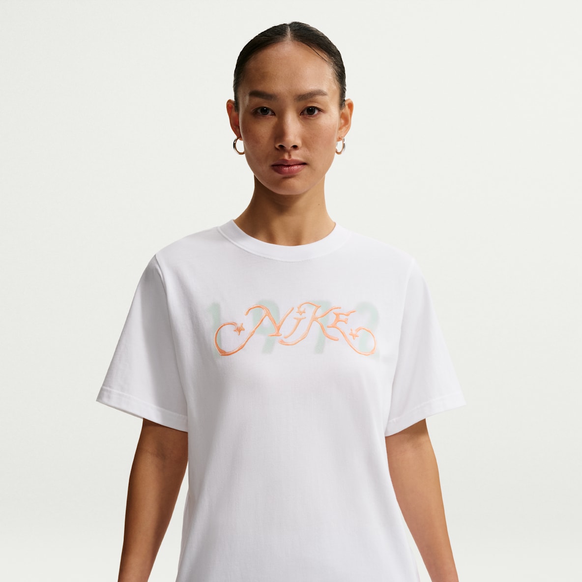 Nike Sportswear 女子T恤