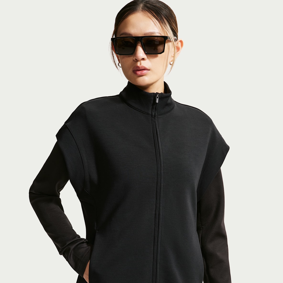 Nike 24.7 ImpossiblySoft Dri-FIT 超感柔软女子速干全长拉链开襟加长上衣