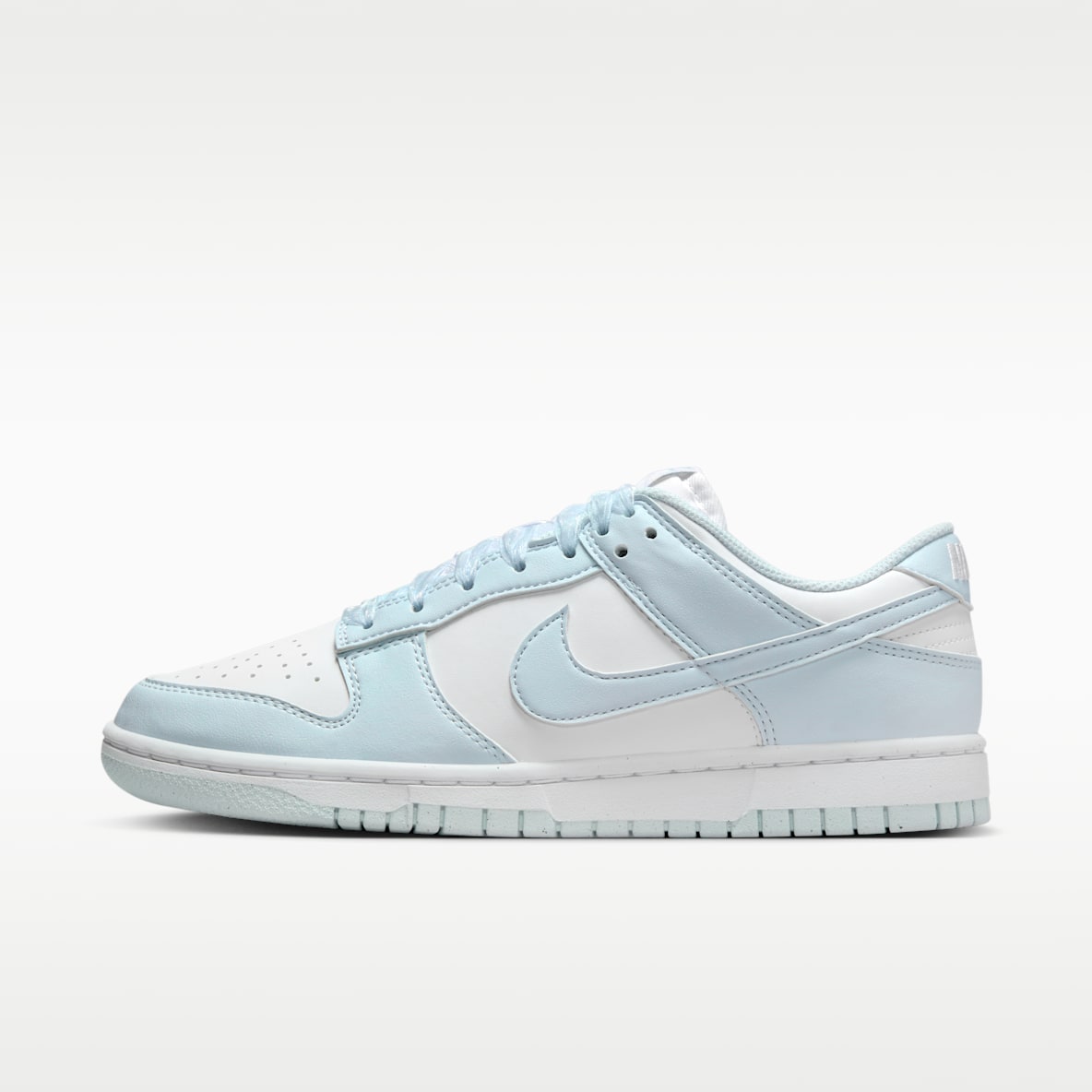 Nike Dunk Low Next Nature 女子运动鞋