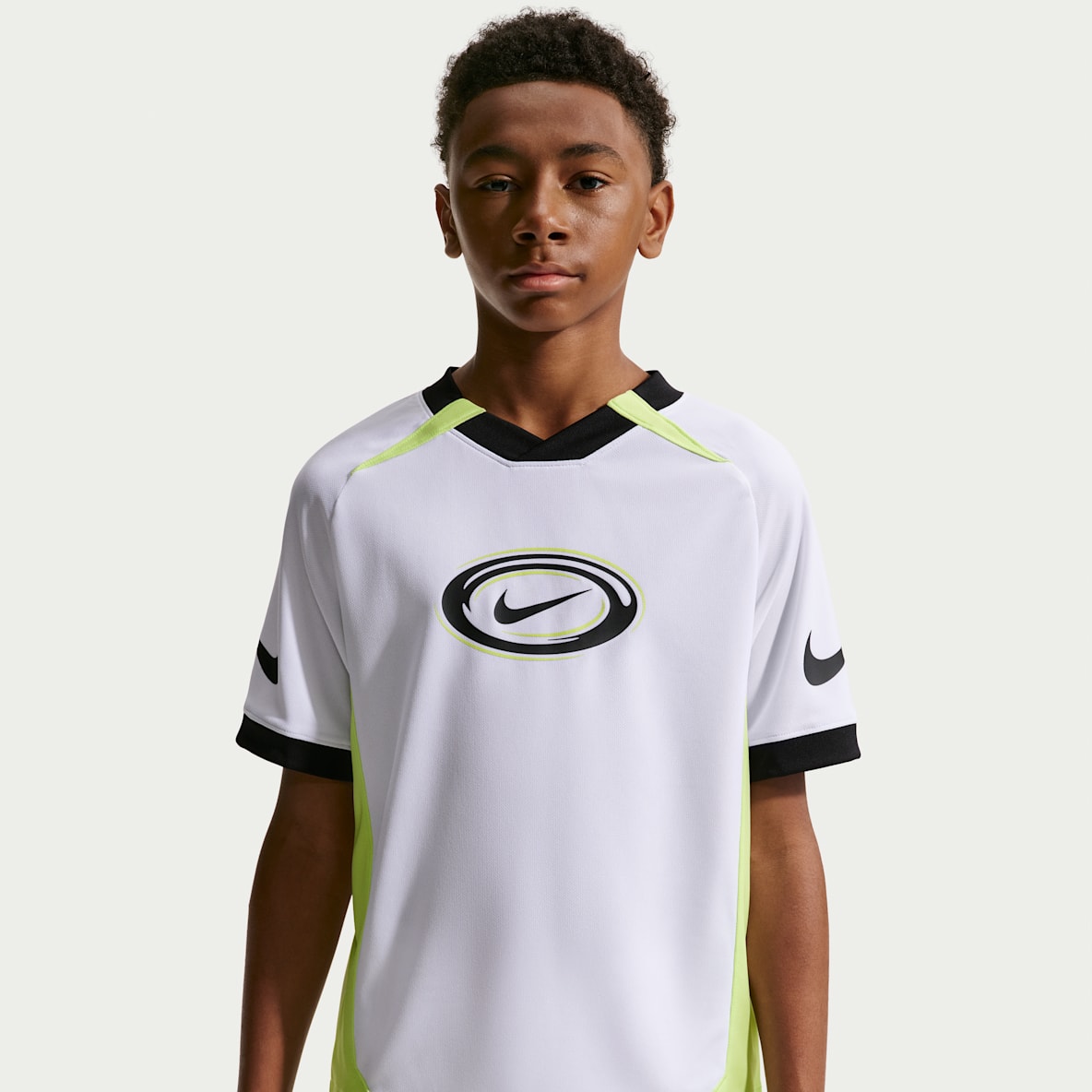Nike Multi Dri-FIT 大童(男孩)速干短袖上衣