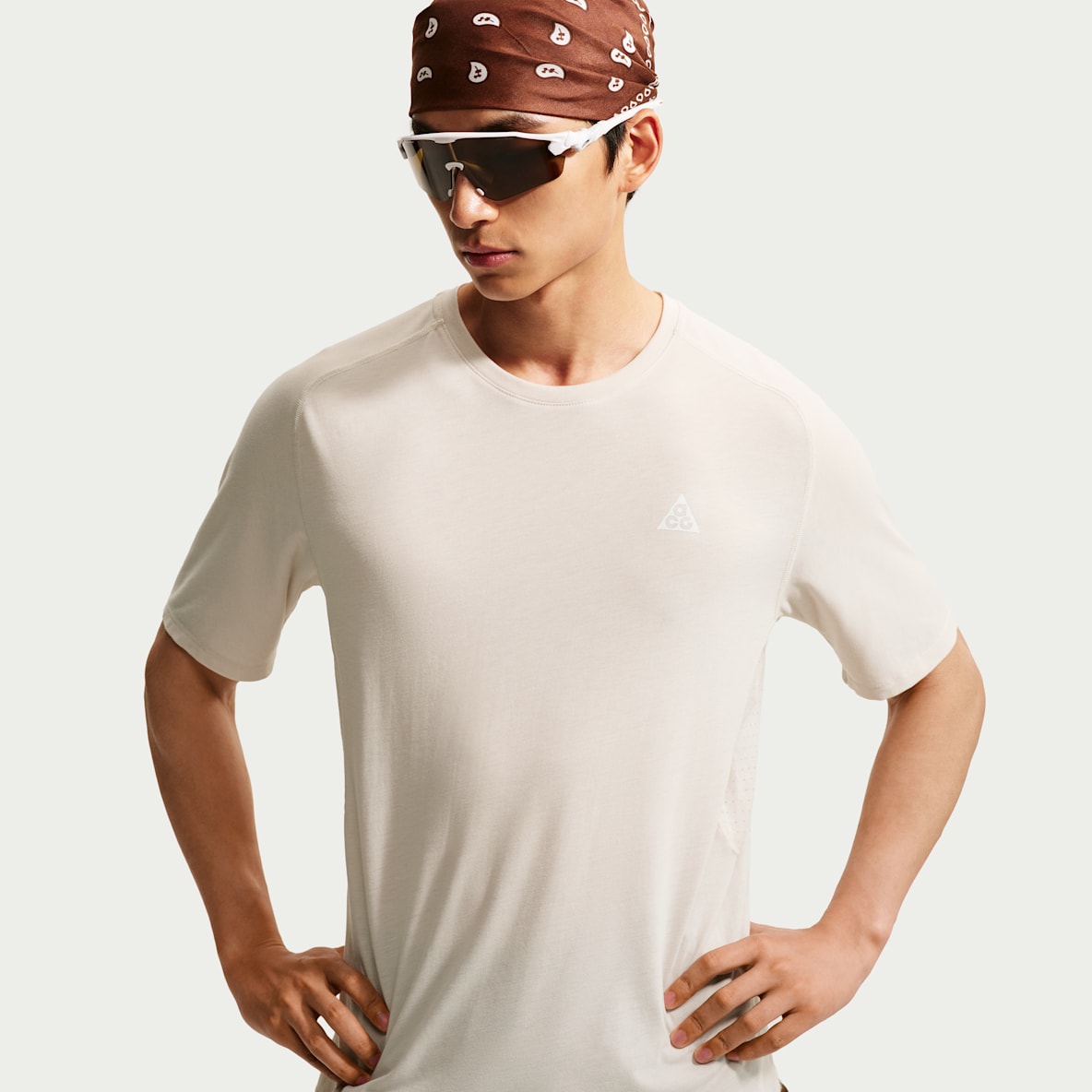 Nike ACG "Solar Chase" Dri-FIT ADV 男子速干越野短袖跑步上衣
