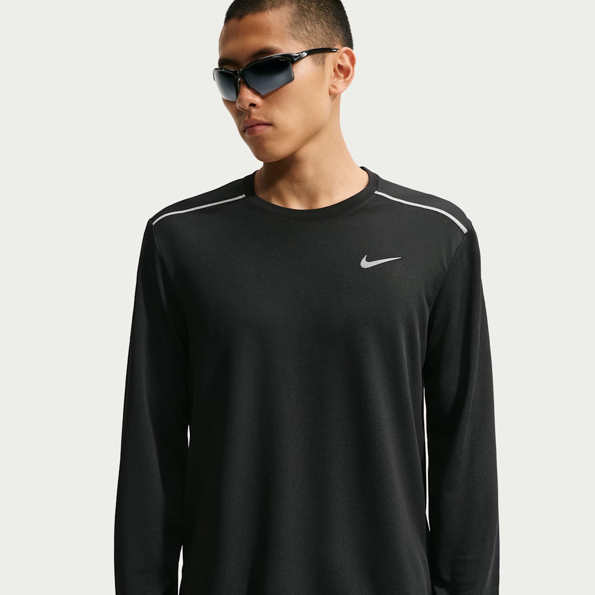 Nike Miler Dri-FIT 男子速干长袖跑步上衣