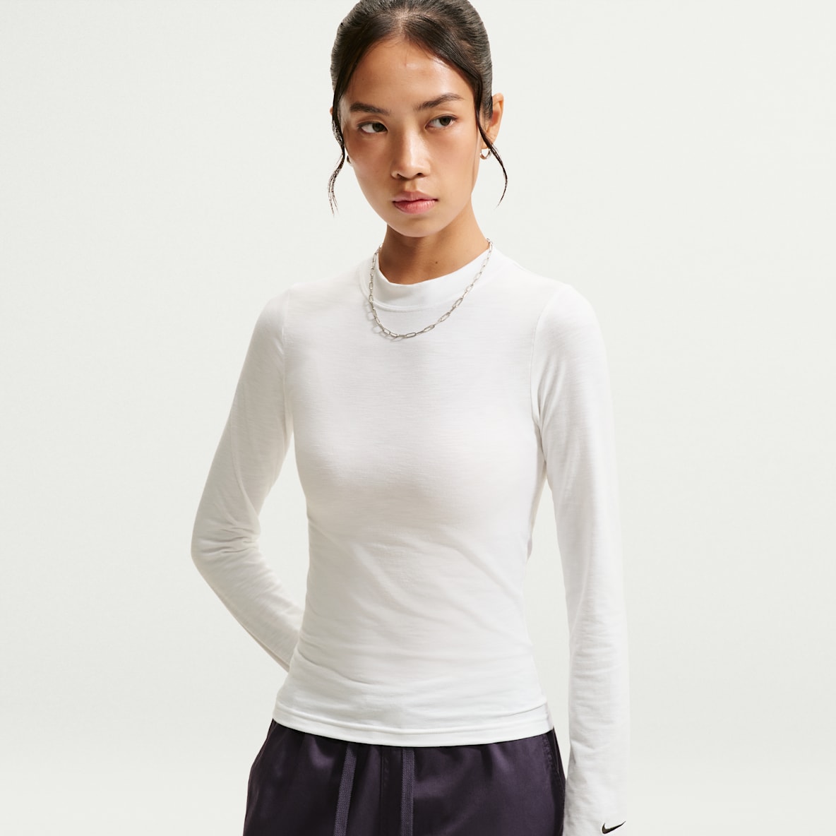 Nike Sportswear Chill Knit 女子紧身长袖上衣