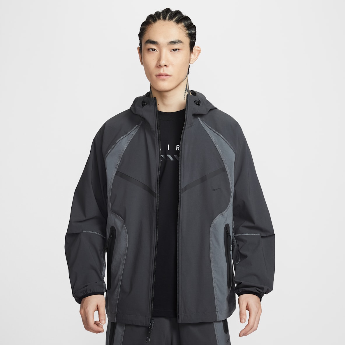 Nike Tech Dri-FIT Windrunner 男子速干梭织全长拉链开襟撞色夹克