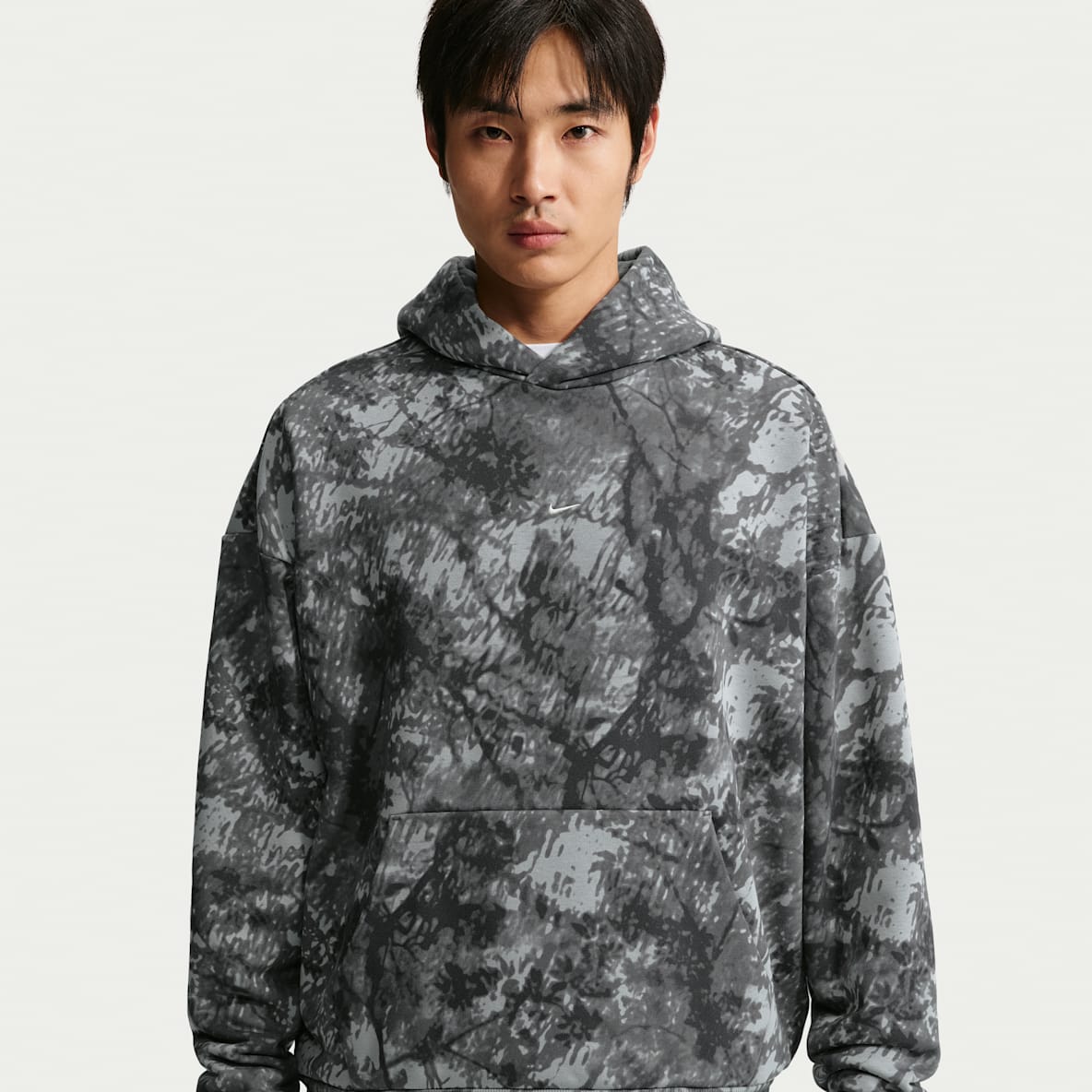 Nike Standard Issue Therma-FIT 耐克篮球小标系男子加绒套头篮球连帽衫