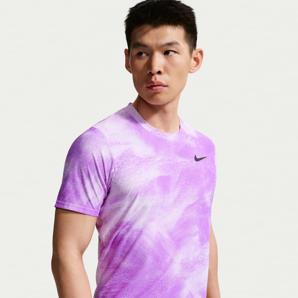 NikeCourt Slam Dri-FIT ADV 卡洛斯·阿尔卡拉斯同款男子速干短袖网球上衣