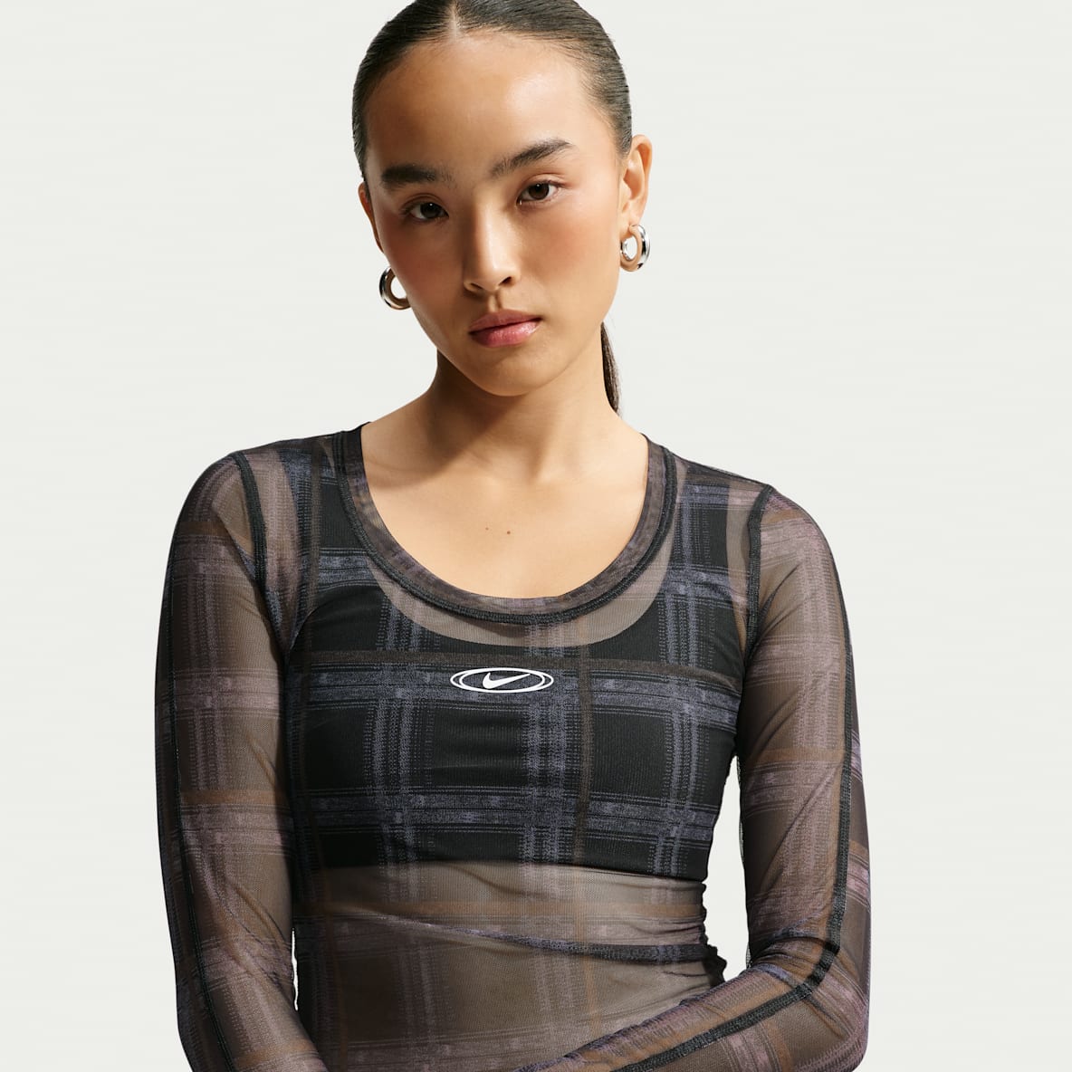 Nike Sportswear 女子修身长袖格纹网眼布上衣
