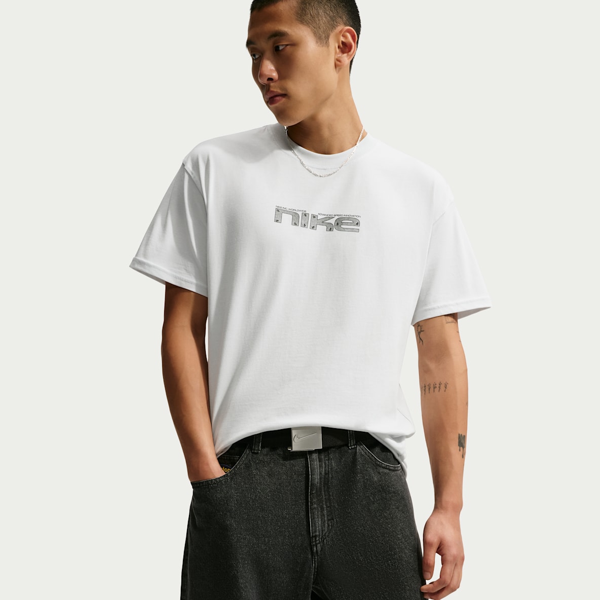 Nike Sportswear 男子短袖T恤