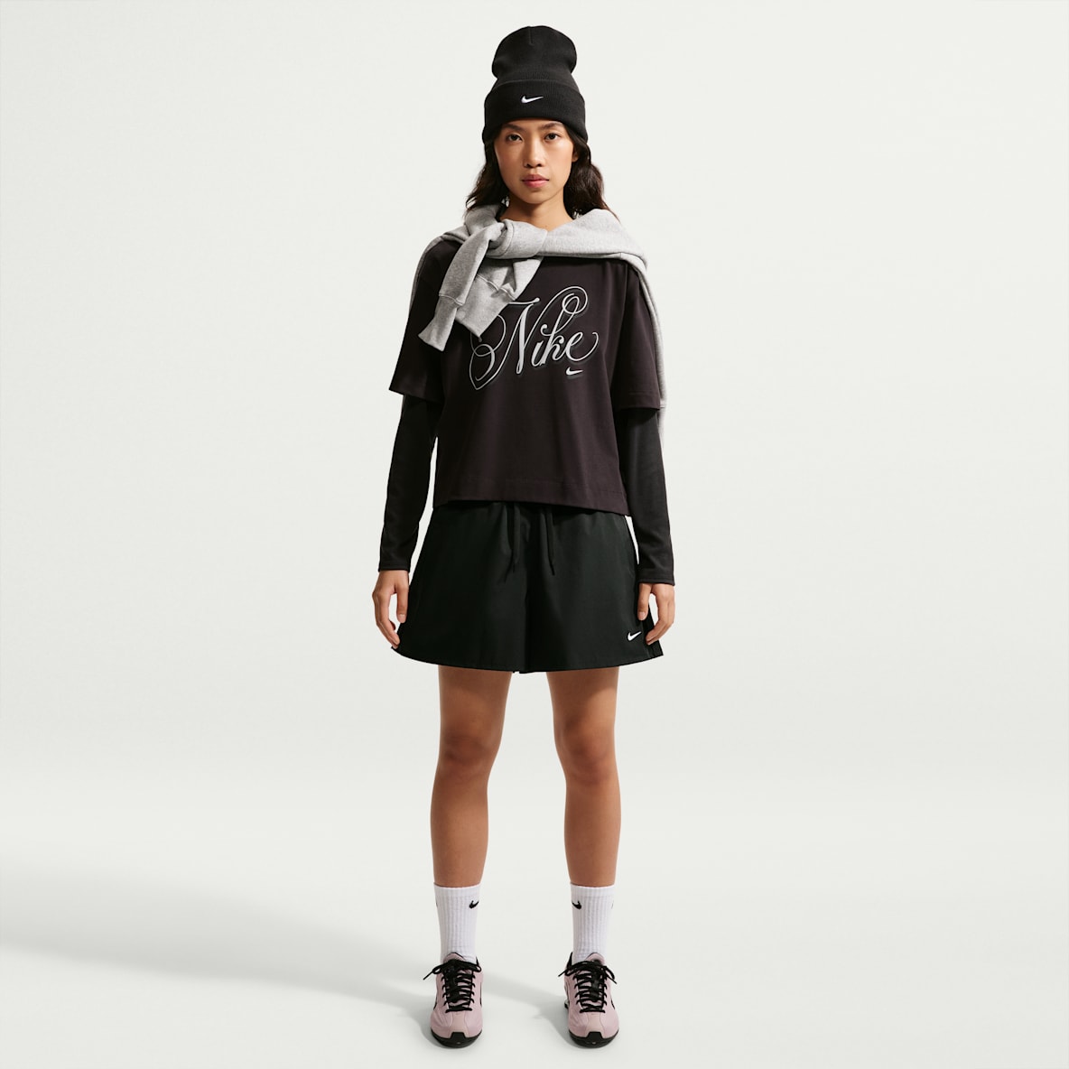 Nike Sportswear 女子宽松中腰短裤