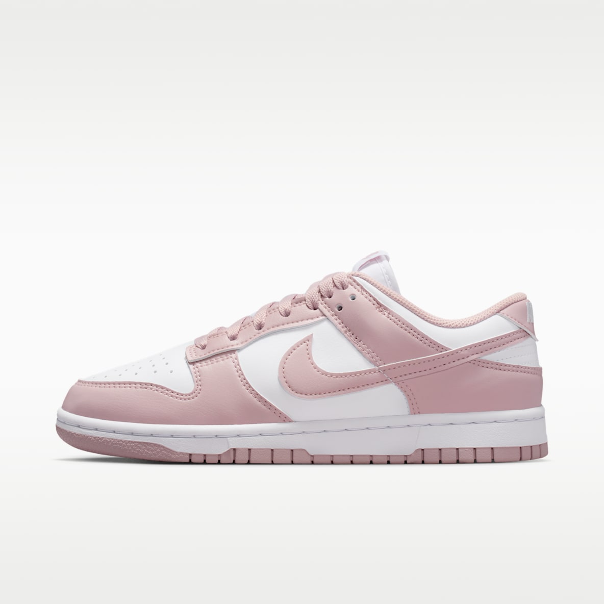Nike Dunk Low 女子运动鞋