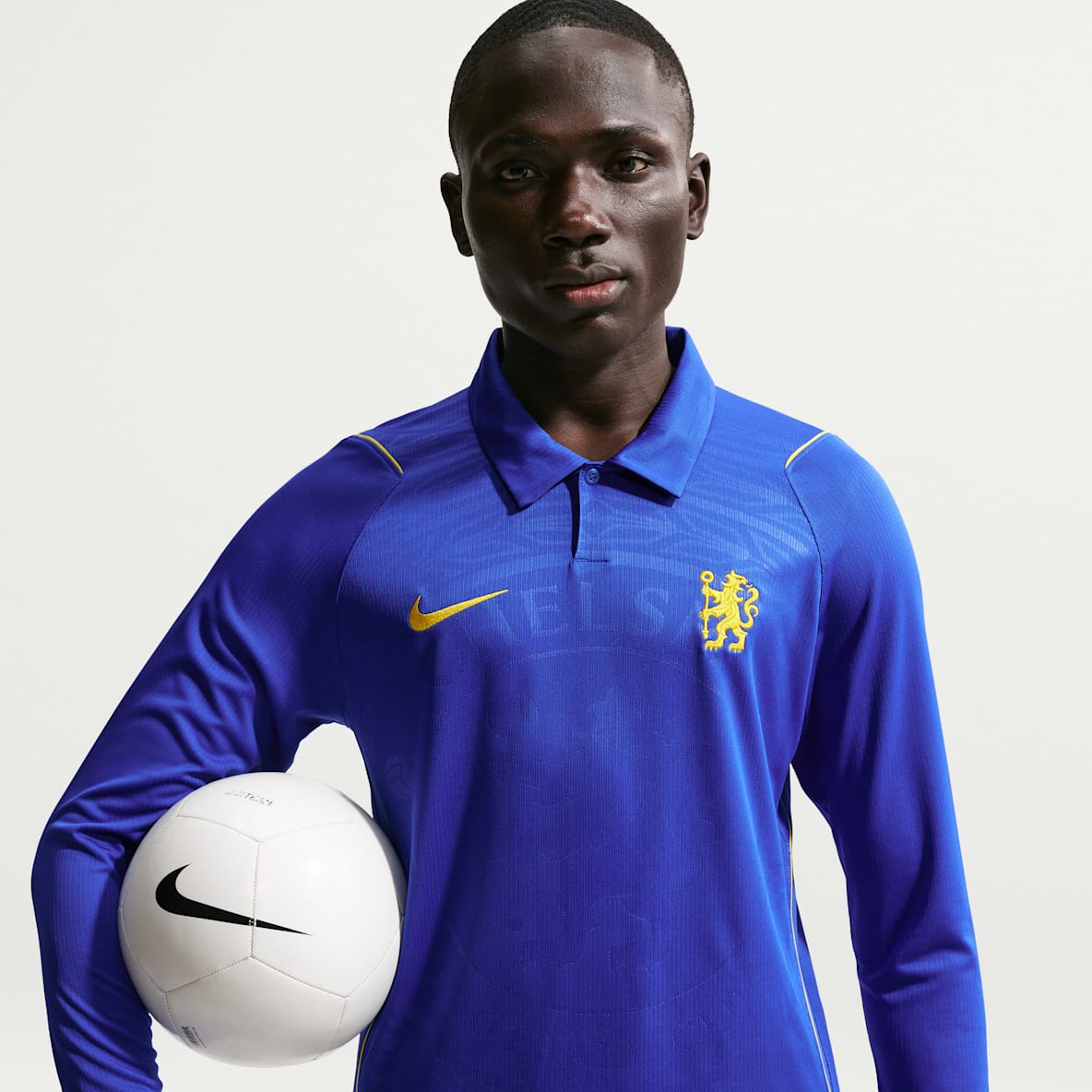 2026/27 赛季切尔西主场球迷版 Nike Dri-FIT 速干科技男子足球长袖球衣
