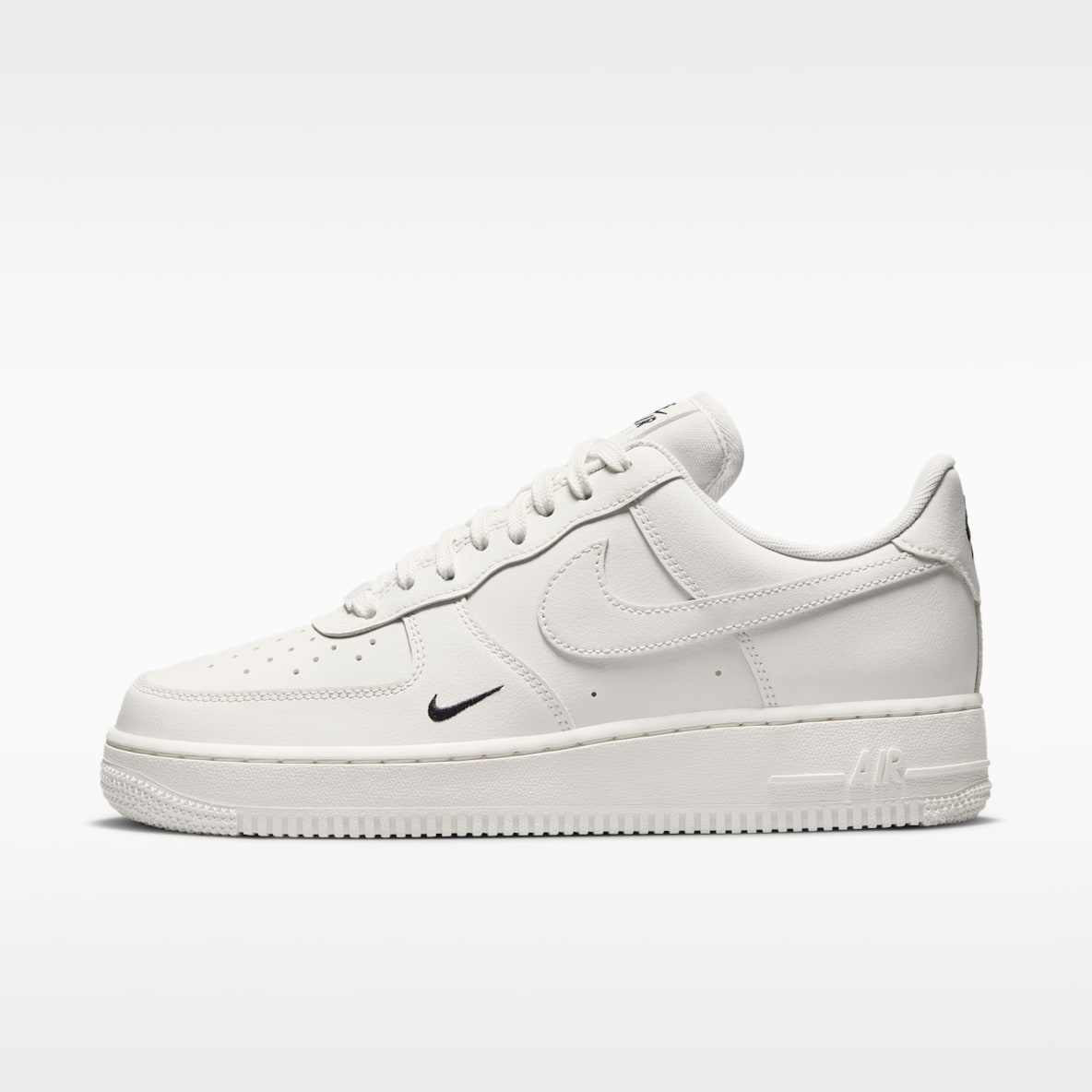 Nike Air Force 1 '07 Essential 女子空军一号运动鞋