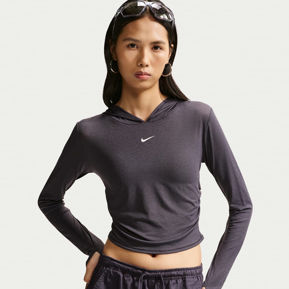 Nike Sportswear 女子修身长袖轻薄上衣