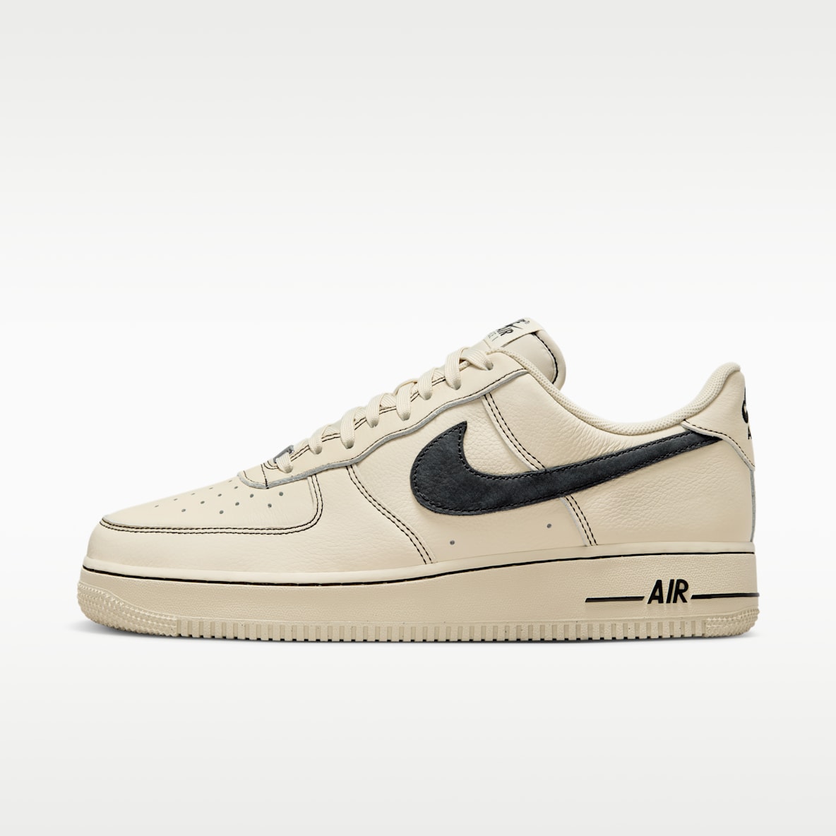 Nike Air Force 1 '07 LV8 男子空军一号运动鞋