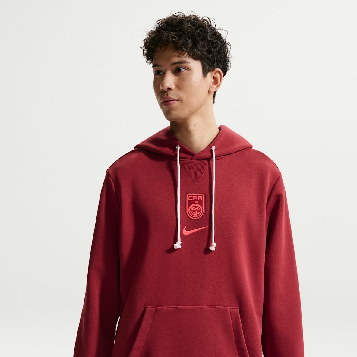 中国队 Standard Issue Nike Dri-FIT 男子速干足球套头连帽衫