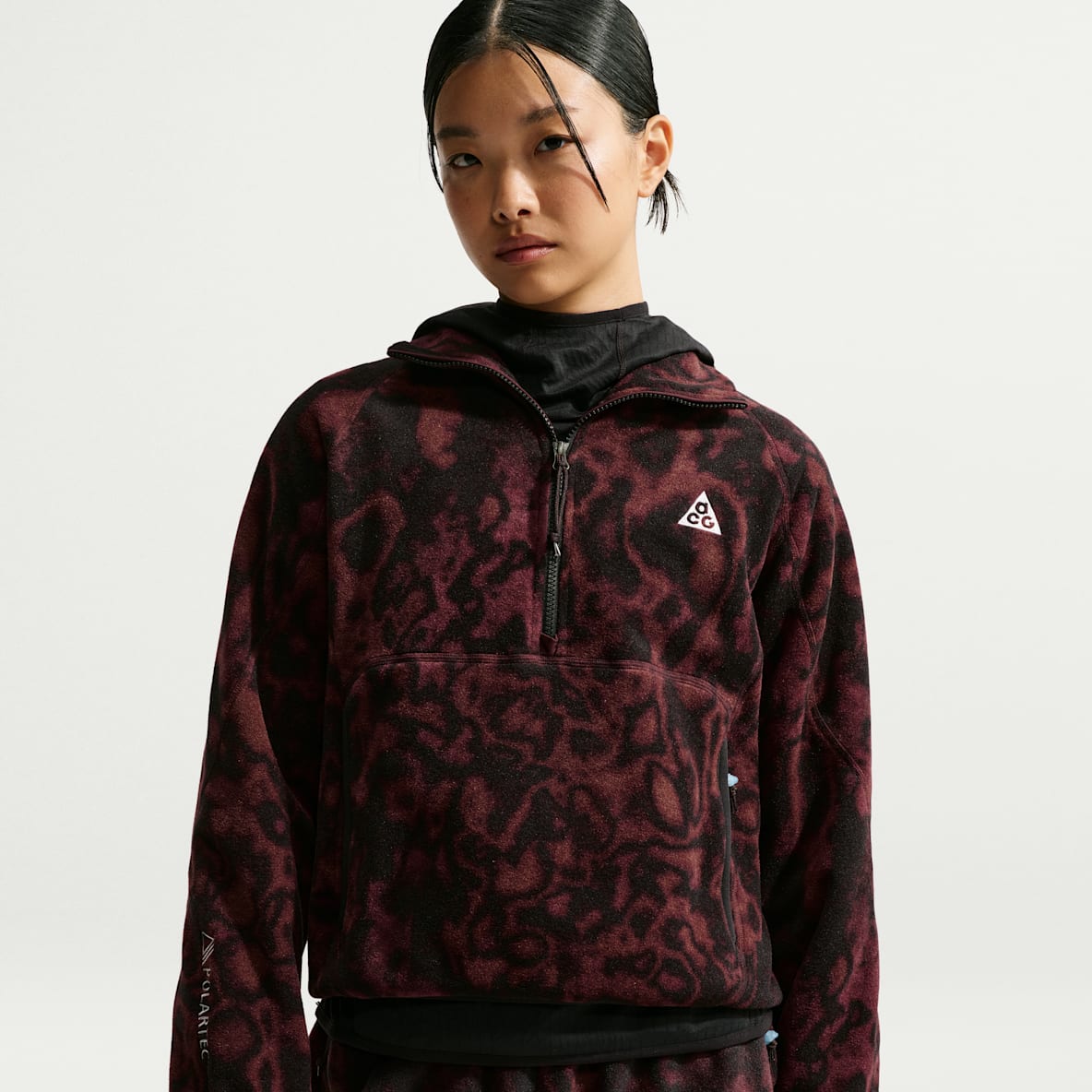ACG Wolf Tree 女子摇粒绒半长拉链开襟上衣