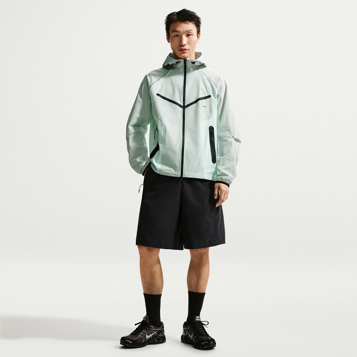 Nike Tech Helios Dri-FIT 男子防晒速干短裤