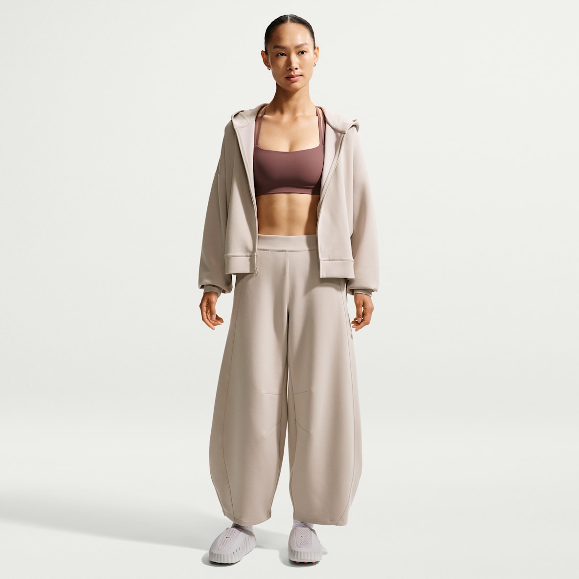 Nike 24.7 ImpossiblySoft 超感柔软女子速干高腰阔腿九分裤