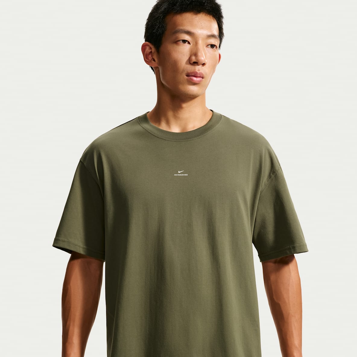 Nike Standard Issue Dri-FIT 耐克篮球小标系列男子速干短袖T恤