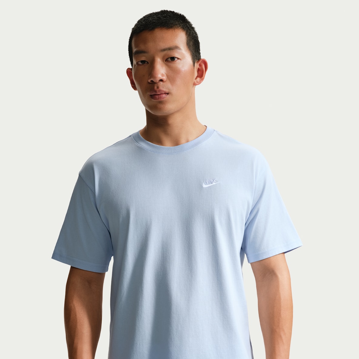 Nike Sportswear Club 男子T恤