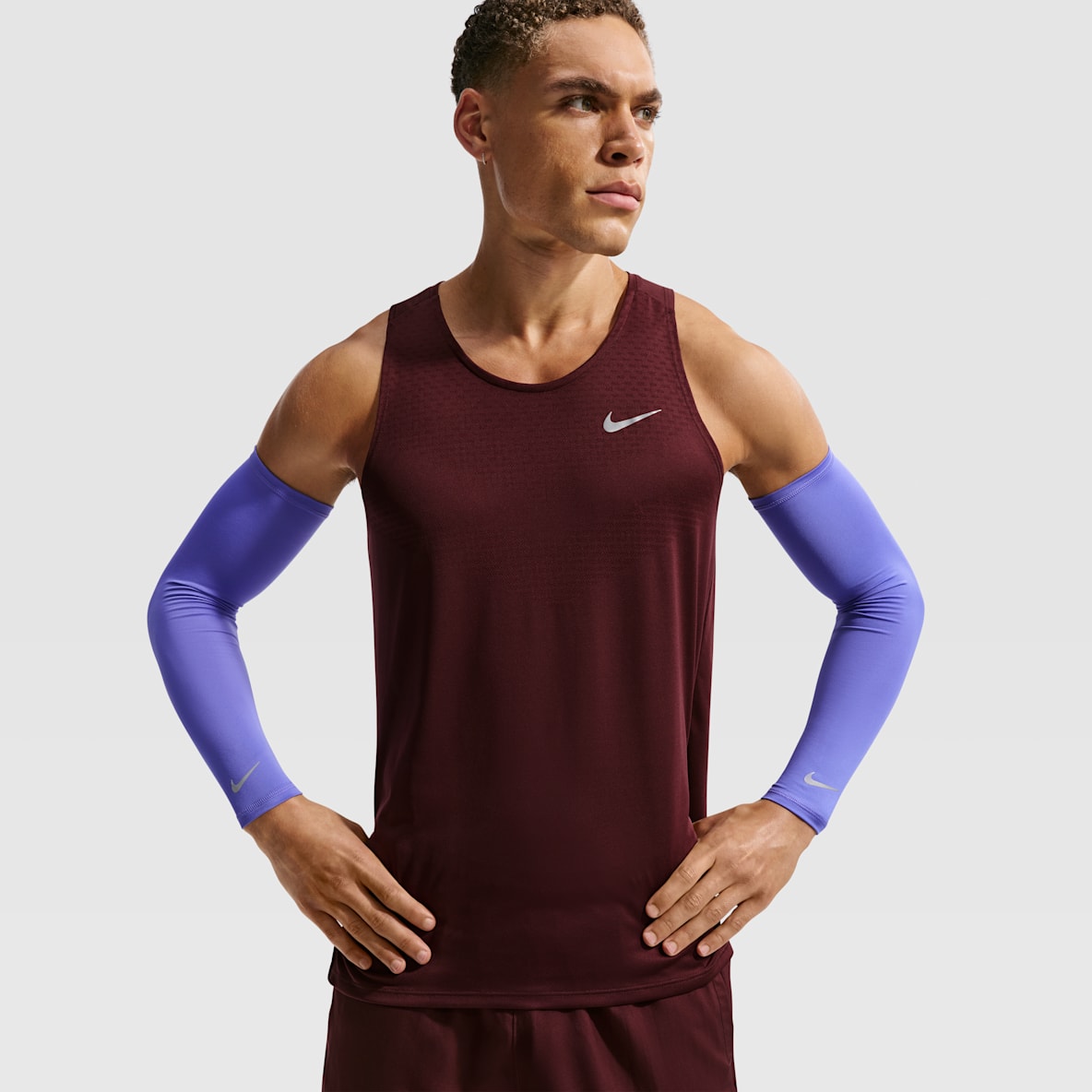 Nike Dri-FIT 2.0 轻便型防晒速干跑步护臂（1 副）