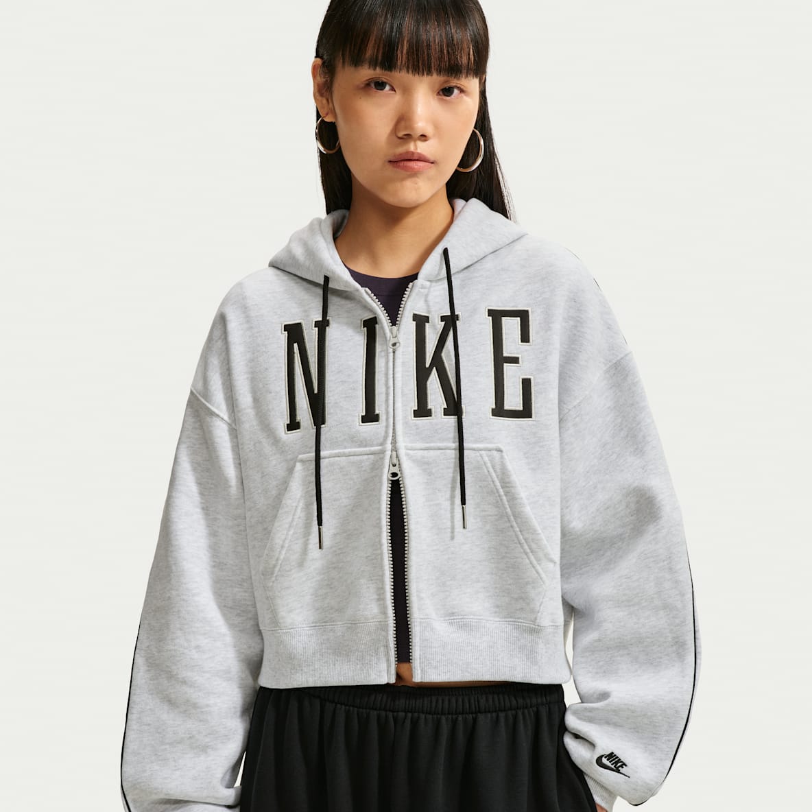 Nike Studio Fleece Medium Weight 耐克廓系卫衣系列女子 Oversize 风中克重加绒全长拉链开襟短款连帽衫