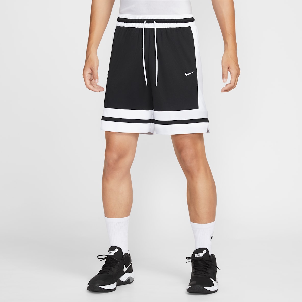 Nike Dri-FIT 男子速干篮球短裤