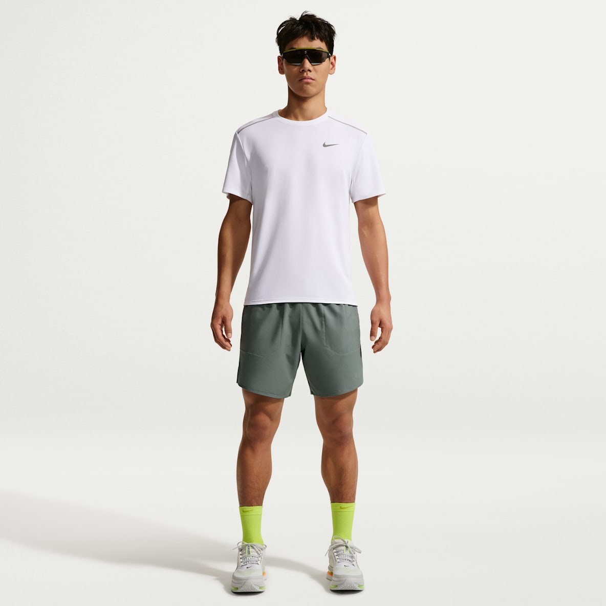 Nike Stride Dri-FIT 男子速干二合一跑步短裤