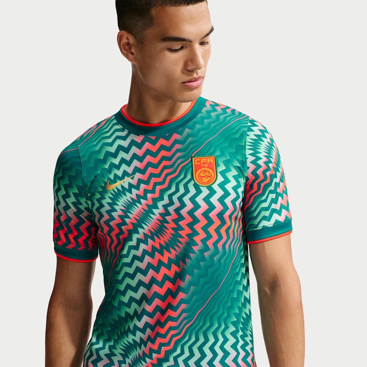 中国队 Academy Pro Nike Dri-FIT 男子速干赛前足球短袖上衣