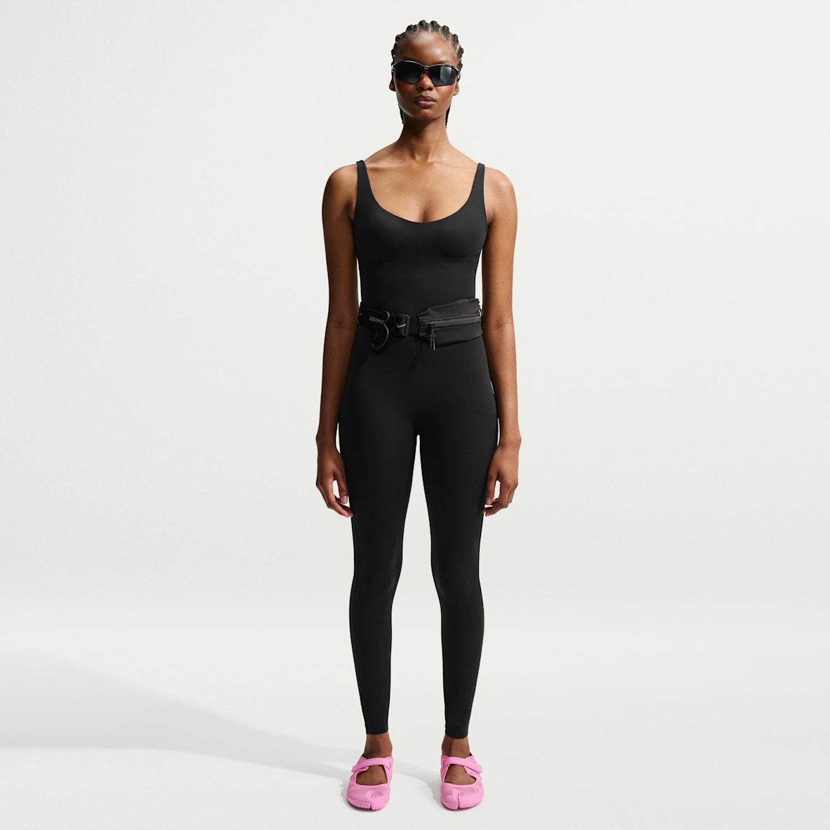 NikeSKIMS Studio Stretch 女子速干连体衣