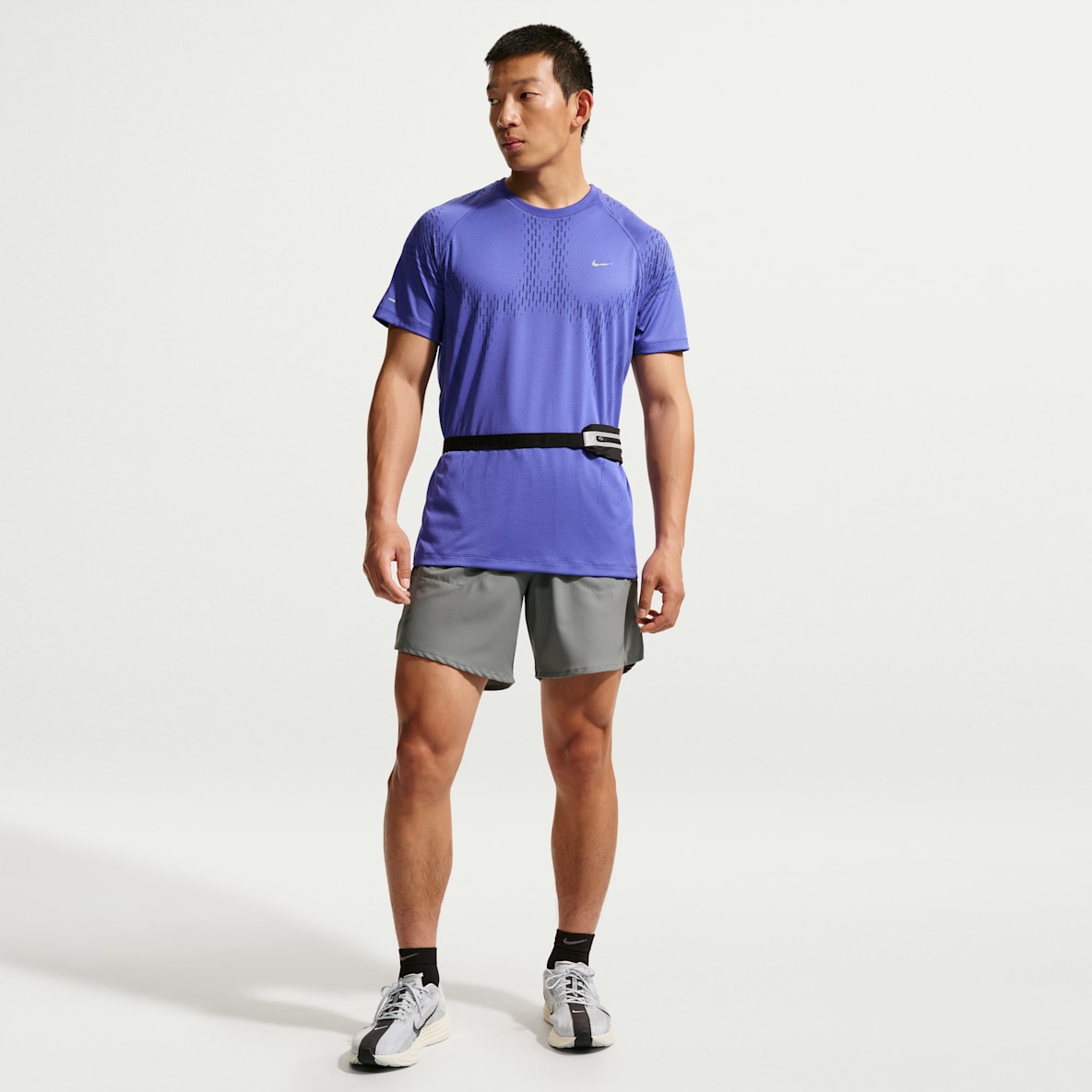 Nike Stride Nike Stride Dri-FIT 男子速干跑步短裤(无衬裤)