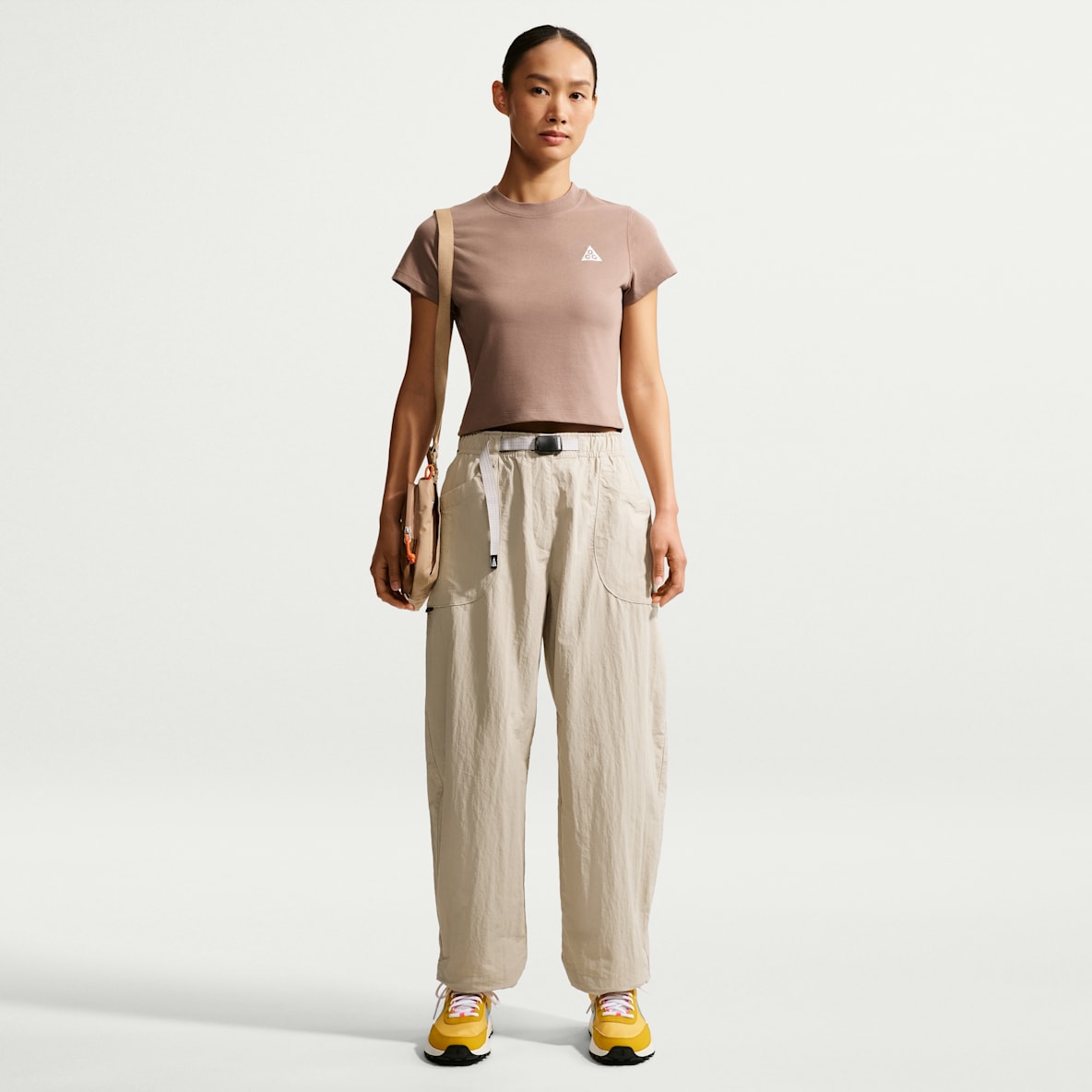 Nike ACG "Dolomiti" 姚妙同款女子拒水九分裤
