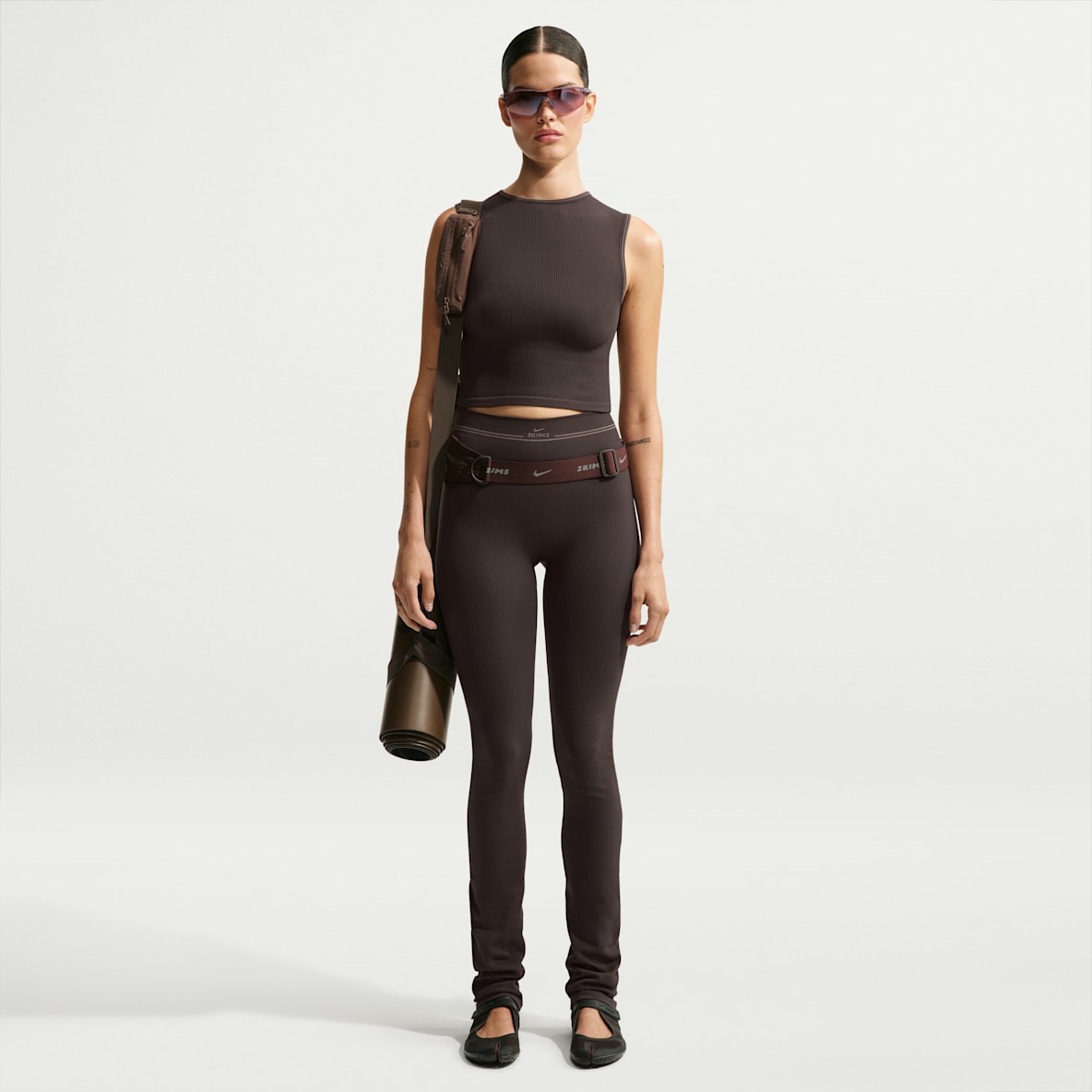 NikeSKIMS Ribbed 女子直筒紧身裤
