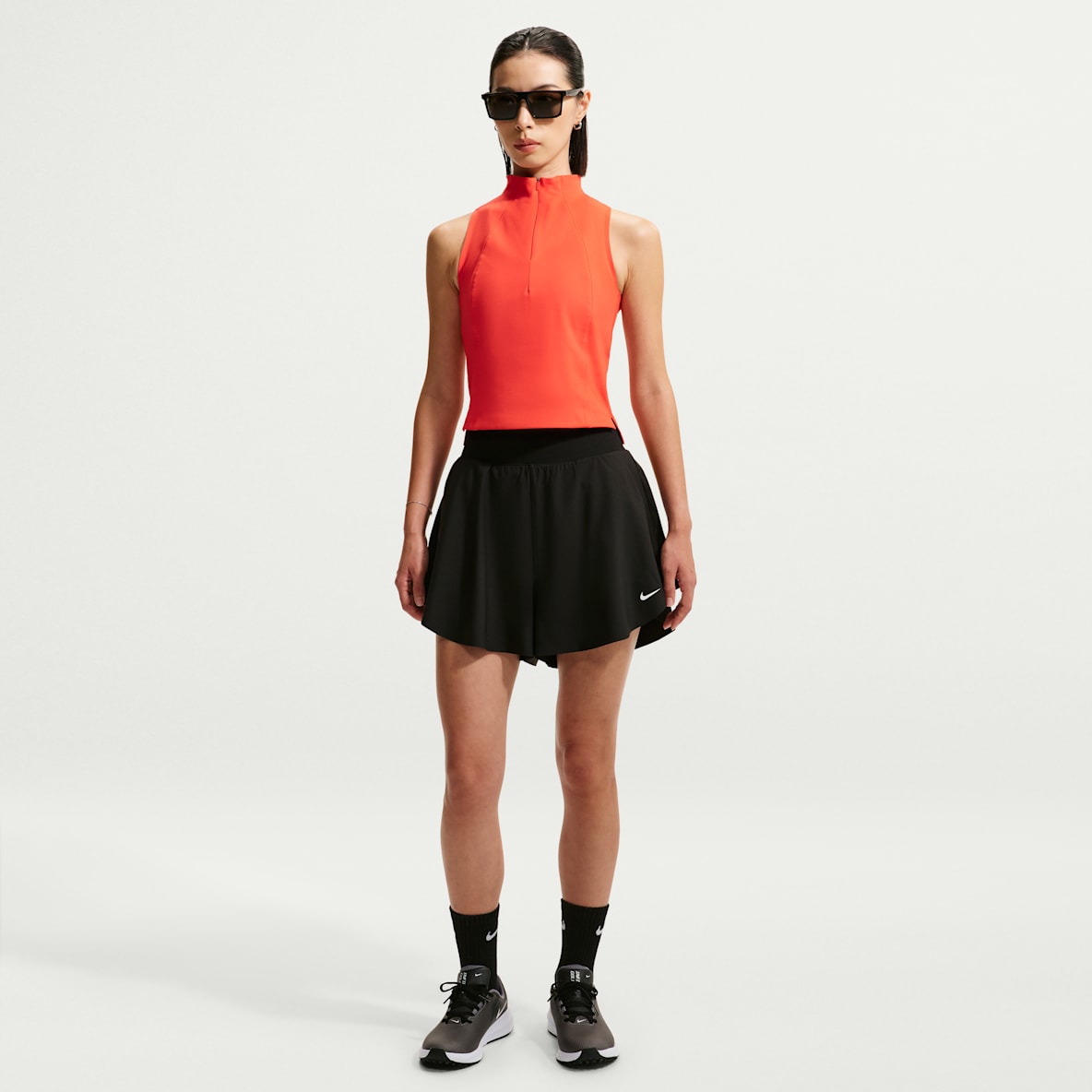 Nike Tailored Performance Dri-FIT 女子速干高尔夫裙裤