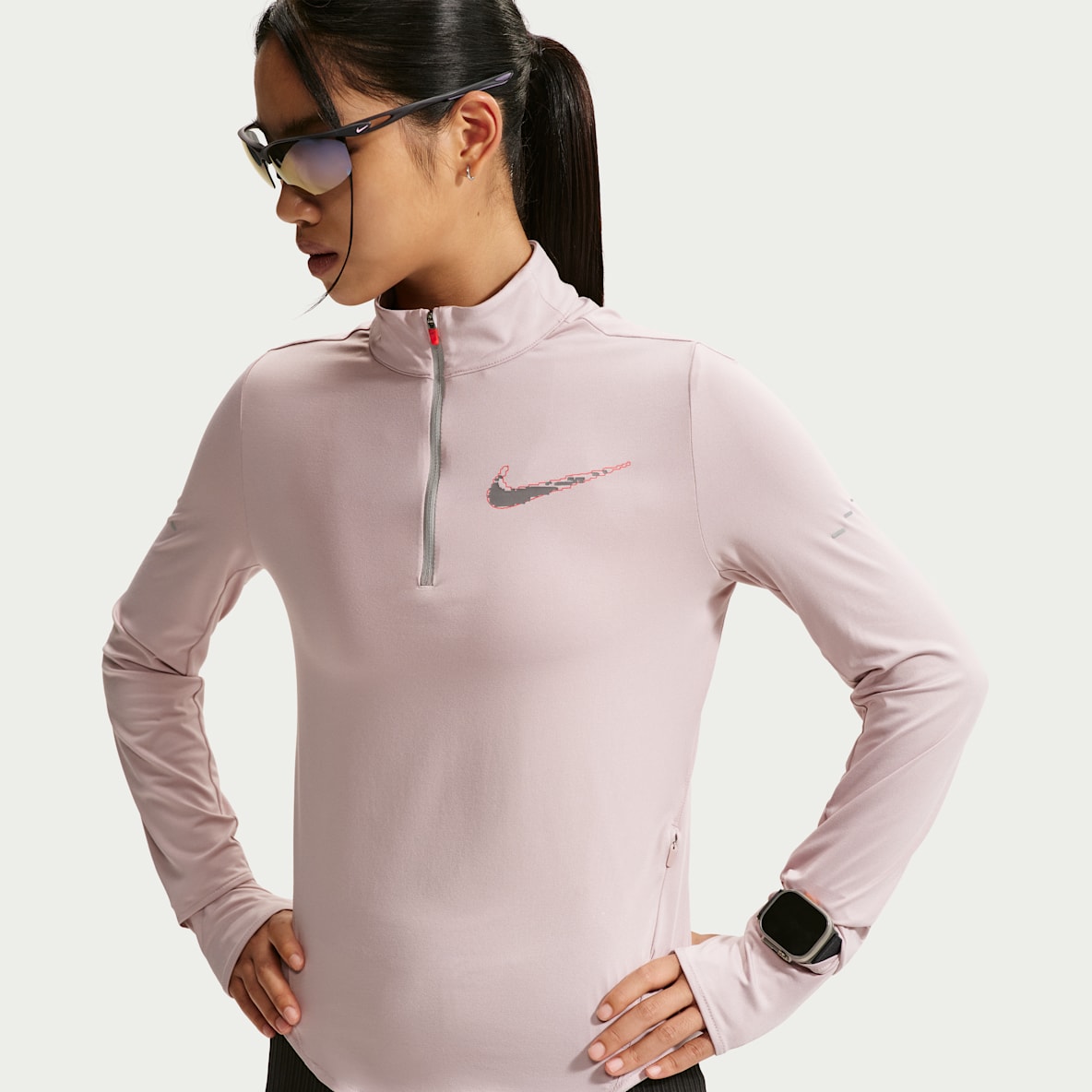 Nike Swift Dri-FIT 女子防晒速干跑步上衣