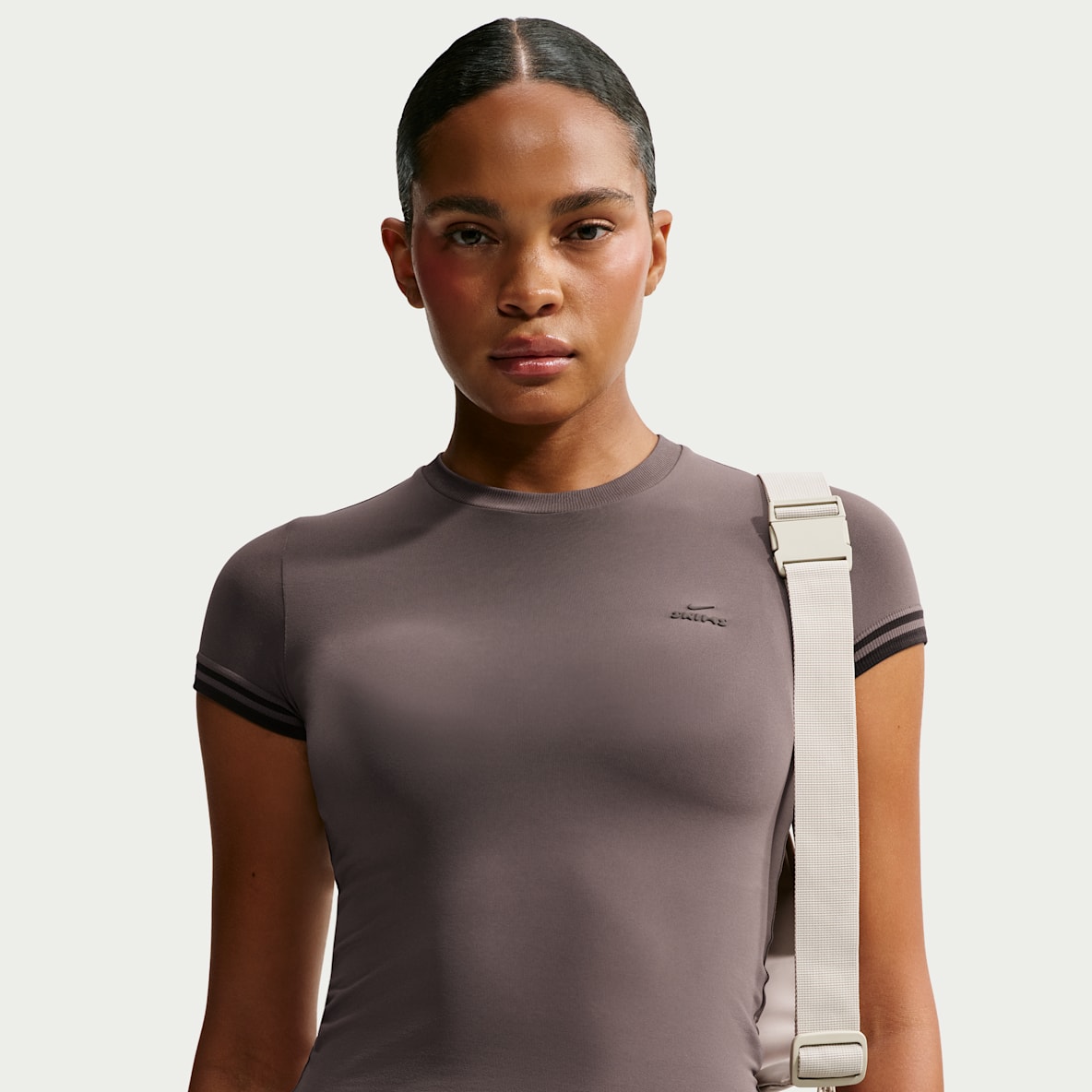 NikeSKIMS Stretch Knit 2.0 女子短袖短款圆领上衣