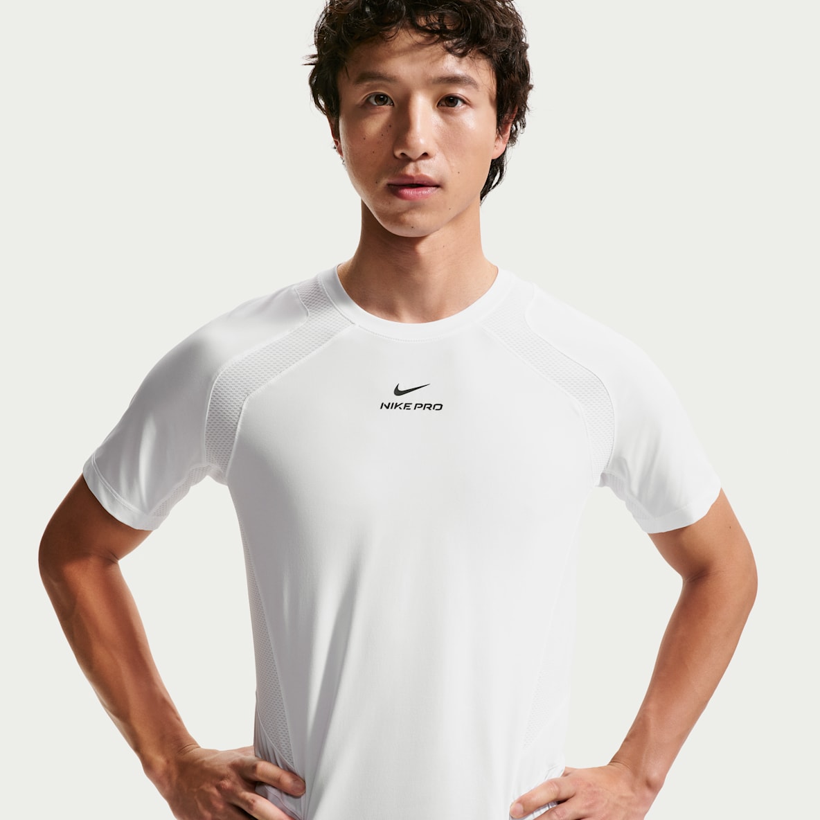 Nike Pro Training Dri-FIT ADV 男子速干专业训练短袖上衣
