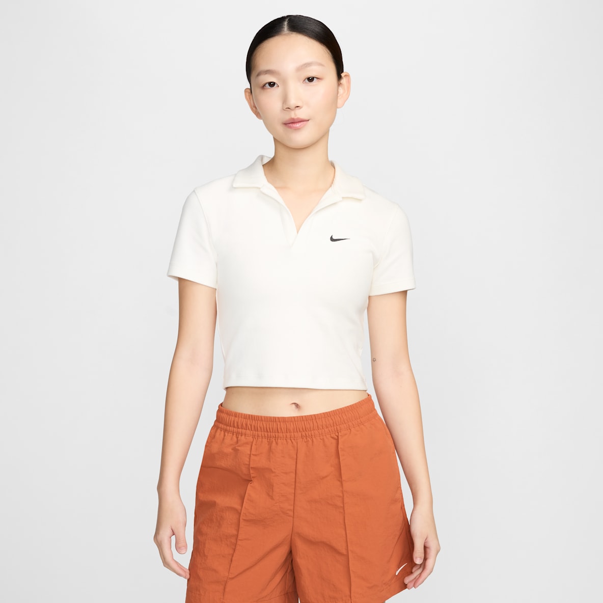 Nike Sportswear Essential 女子短袖翻领上衣
