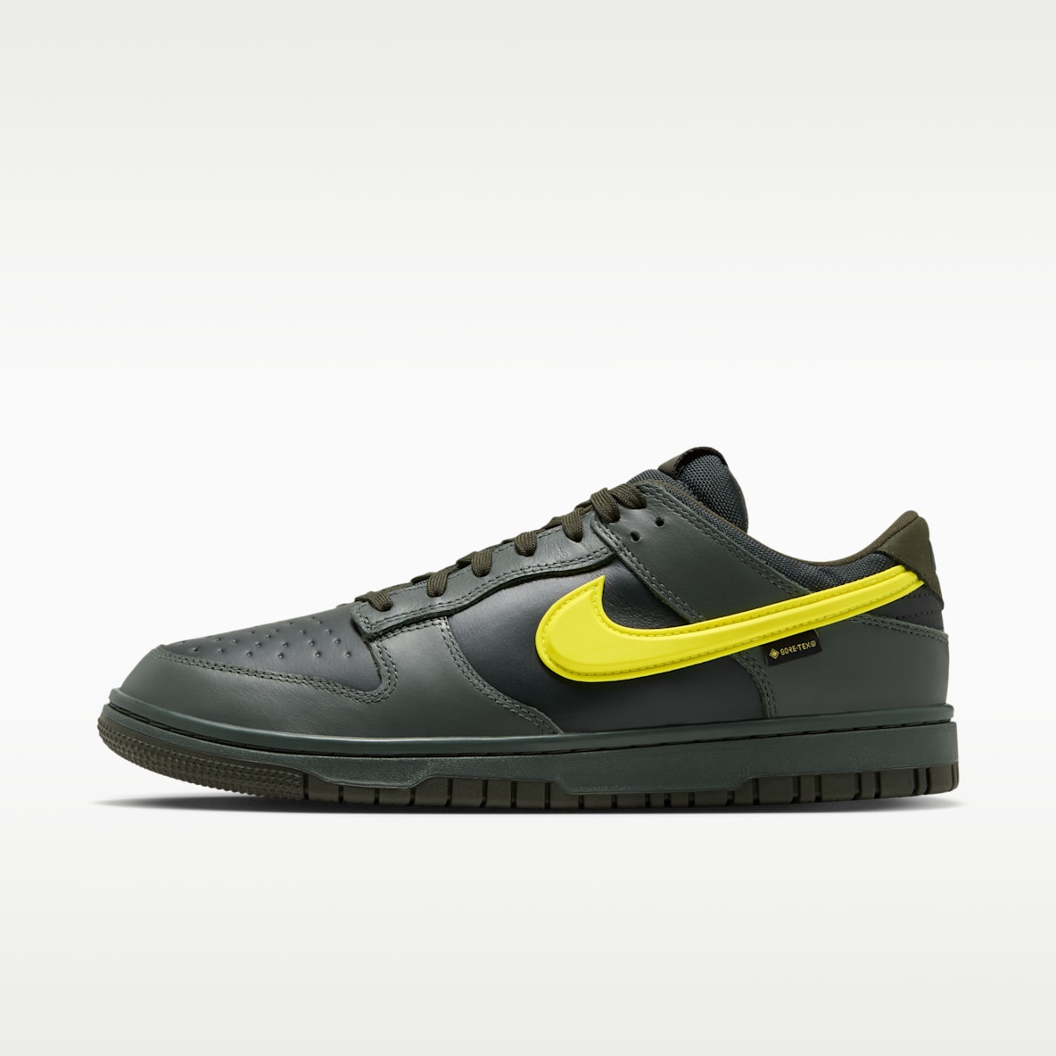 Nike Dunk Low GORE-TEX 男子防水运动鞋